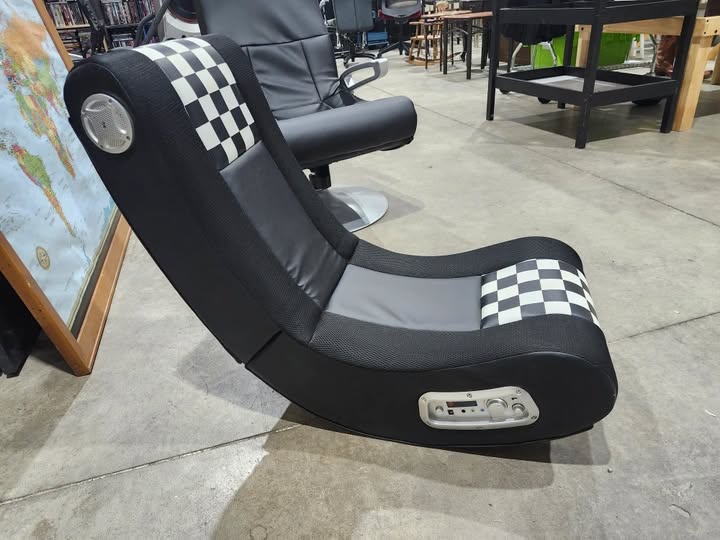 Ace Bayou X Rocker Gaming Chair - Black/White
