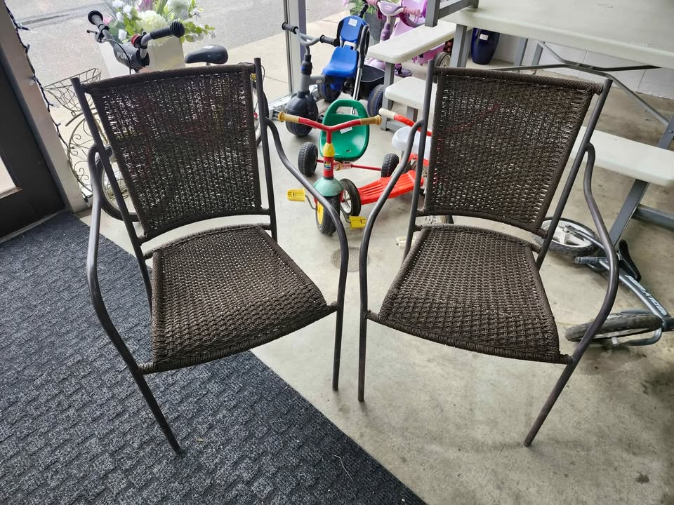 Wicker Patio Chairs - Set of 2