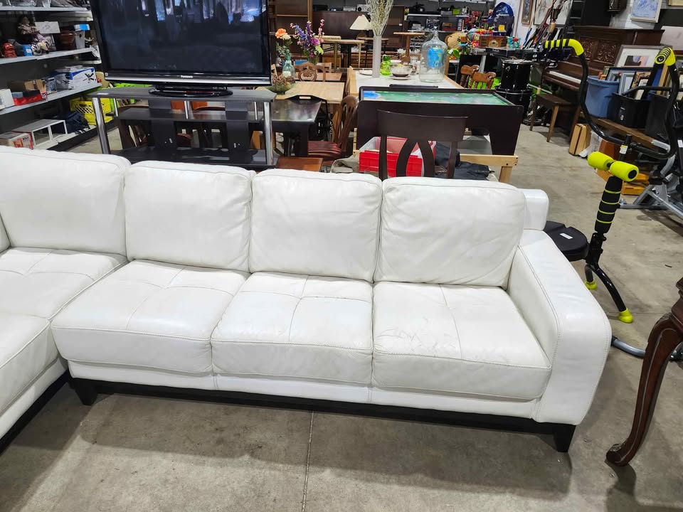 White Leather 2-Piece Sectional Sofa