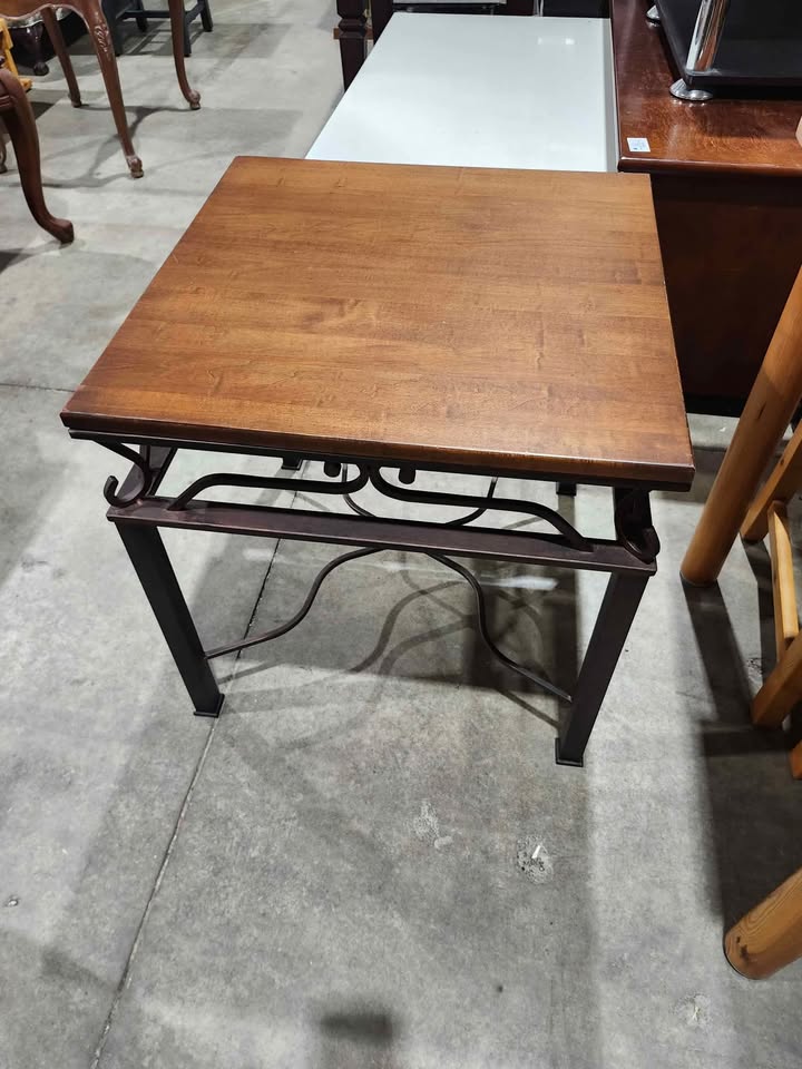 Metal/Wood Side Table