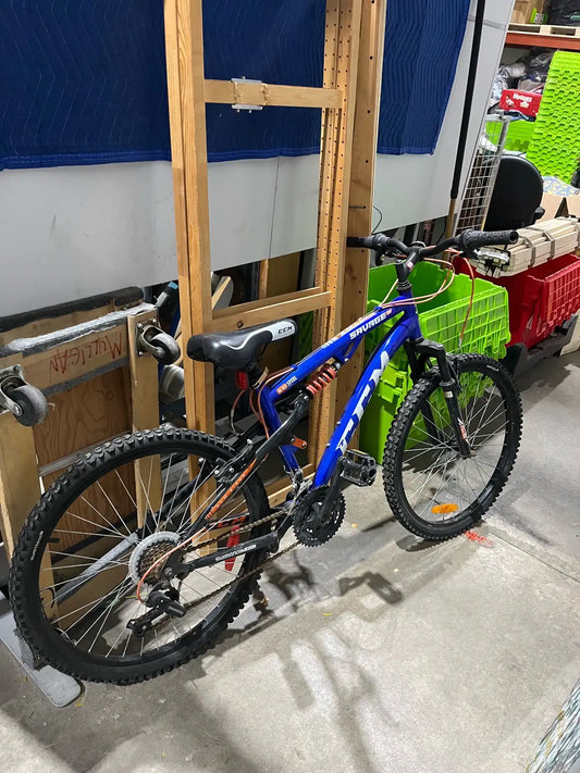 CCM Savage Youth Dual Suspension Mountain Bike, 24-in