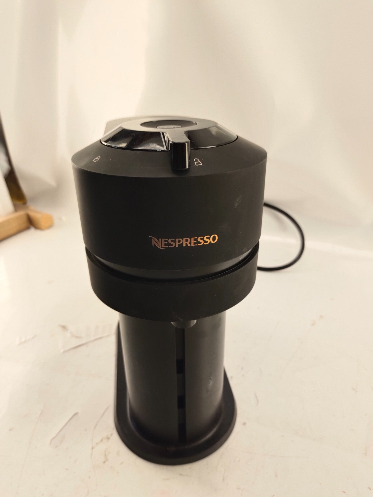 Nespresso GDV1 Jade Vertuo Next Solo-Limited Edition - Black/Jade - Tray Missing