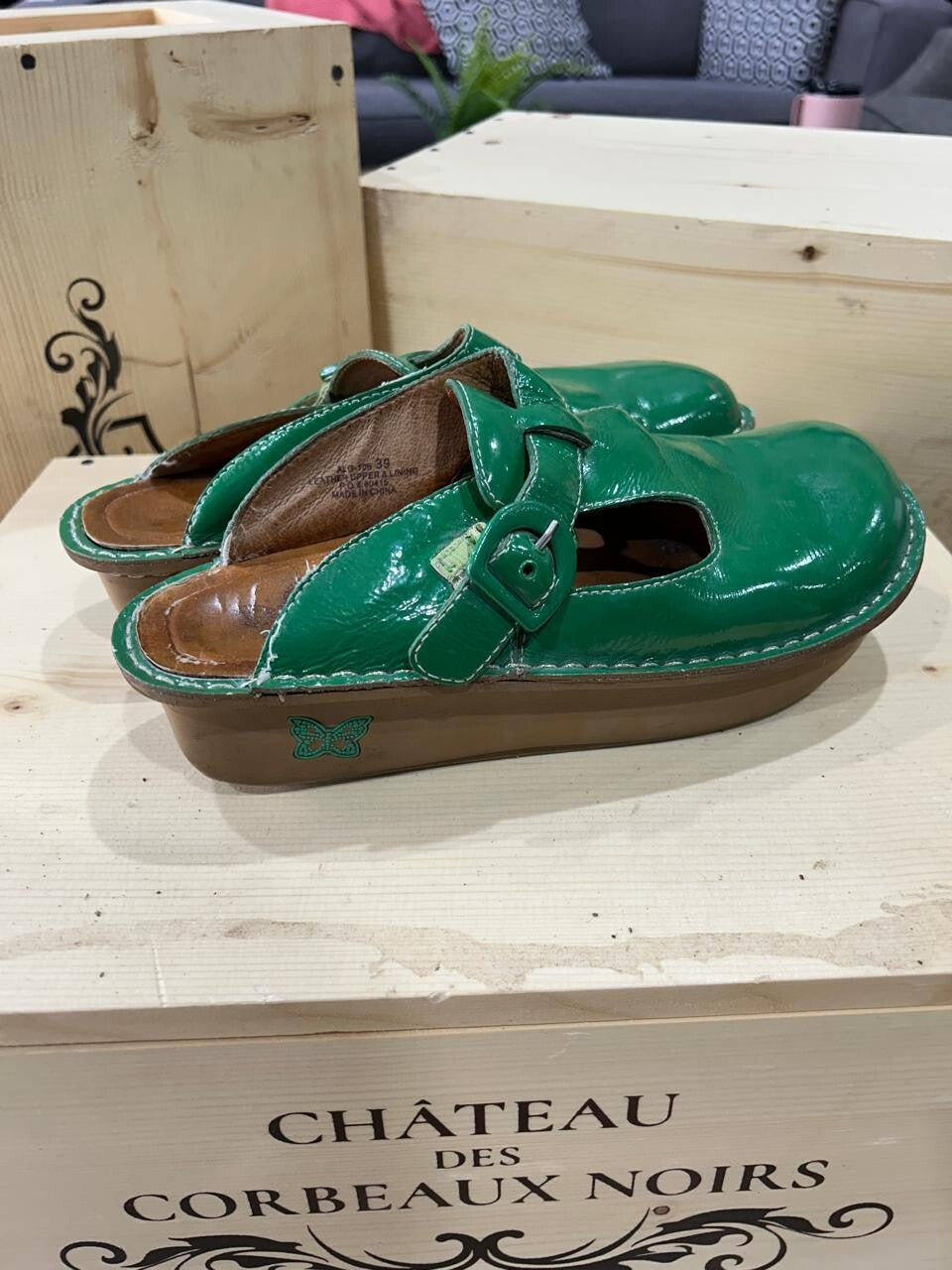 Alegria Clogs By PG Lite Women's size 9 Color Green