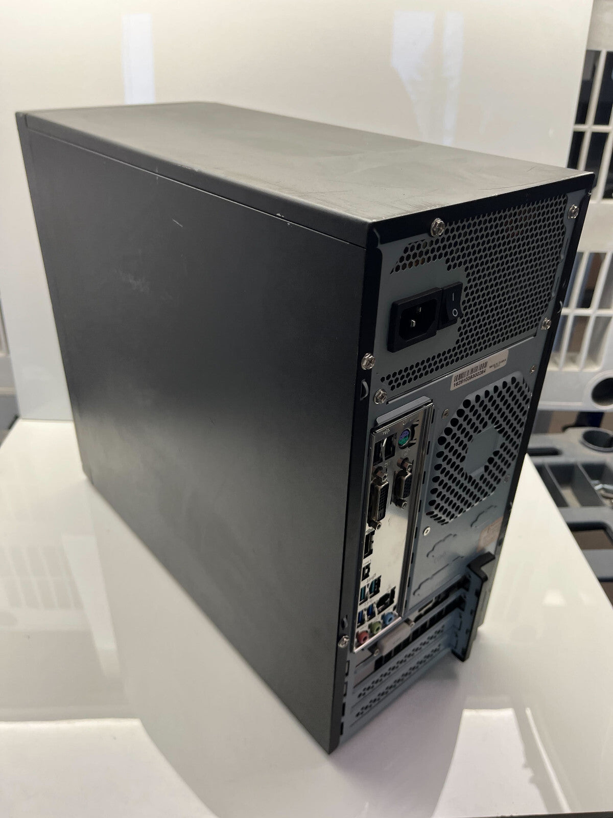 Custom Built PC i5 8600 @ 3.10 GHz GTX 1050 Ti 16GB RAM 250GB SSD 1TB HDD W10