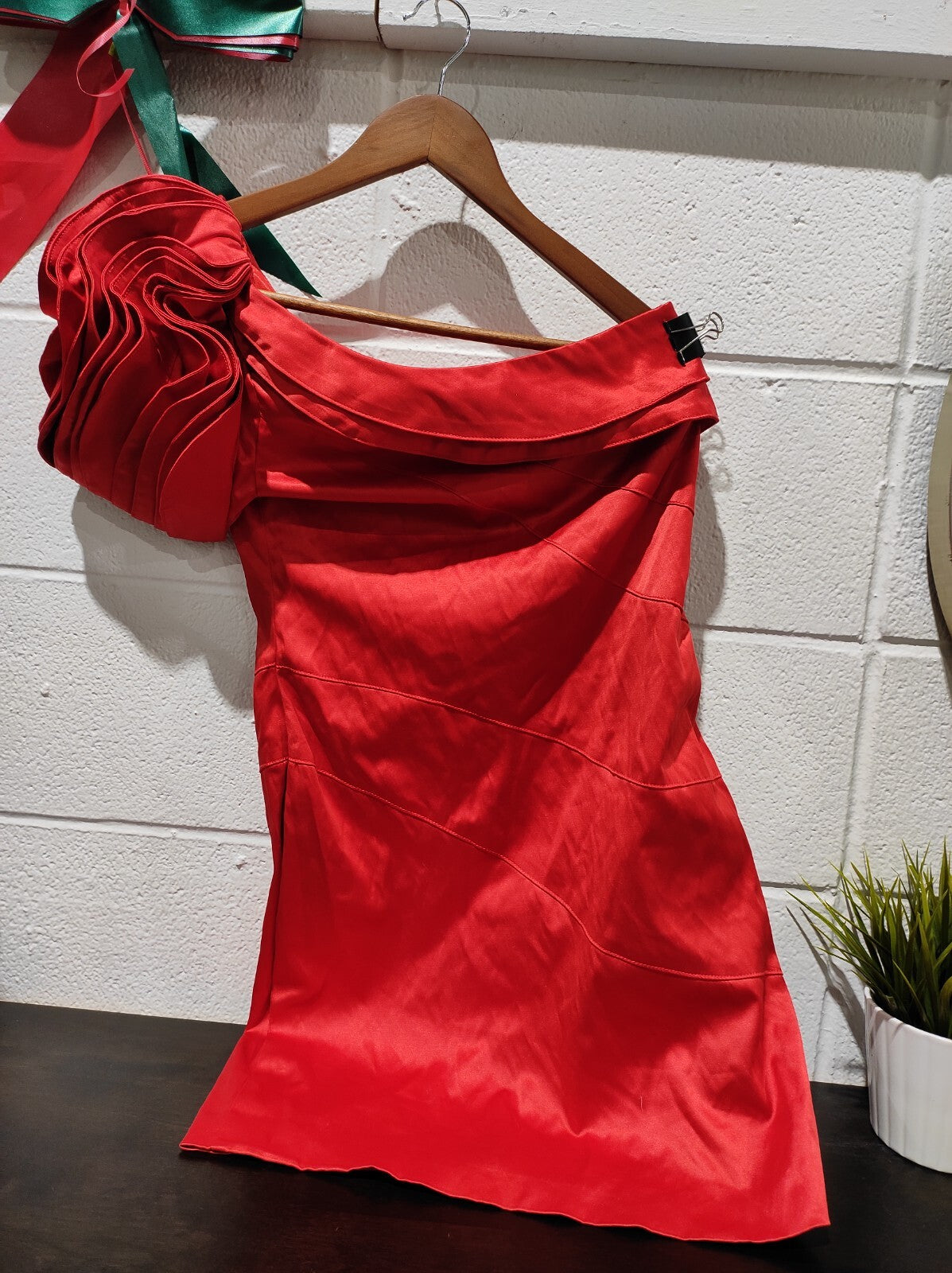 Nikibiki Women's Red One Shoulder Bodycon Dress Size- M
