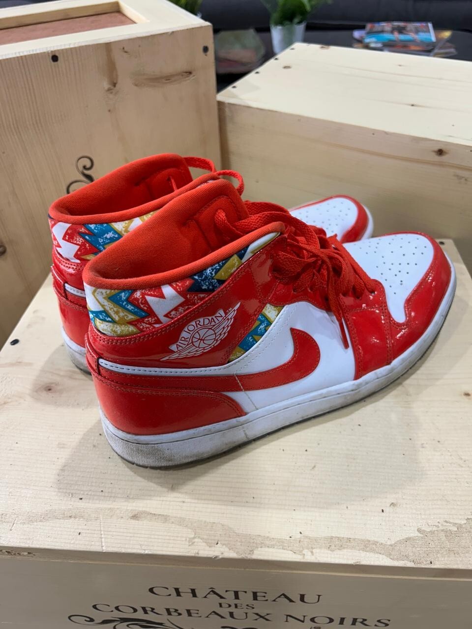 Nike Air Jordan 1 Mid SE 'Barcelona Sweater' RED Men's size 11