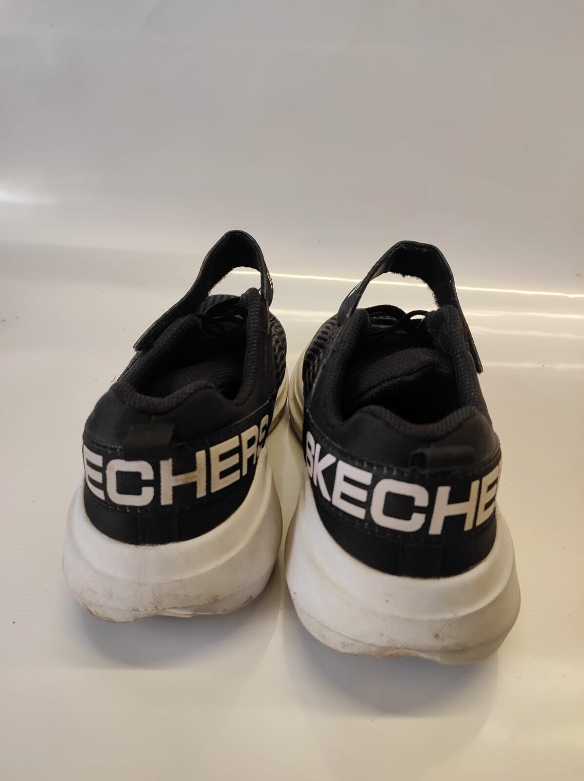 Skechers GO RUN Consistent 2.0 Athletic Shoes (US-2)