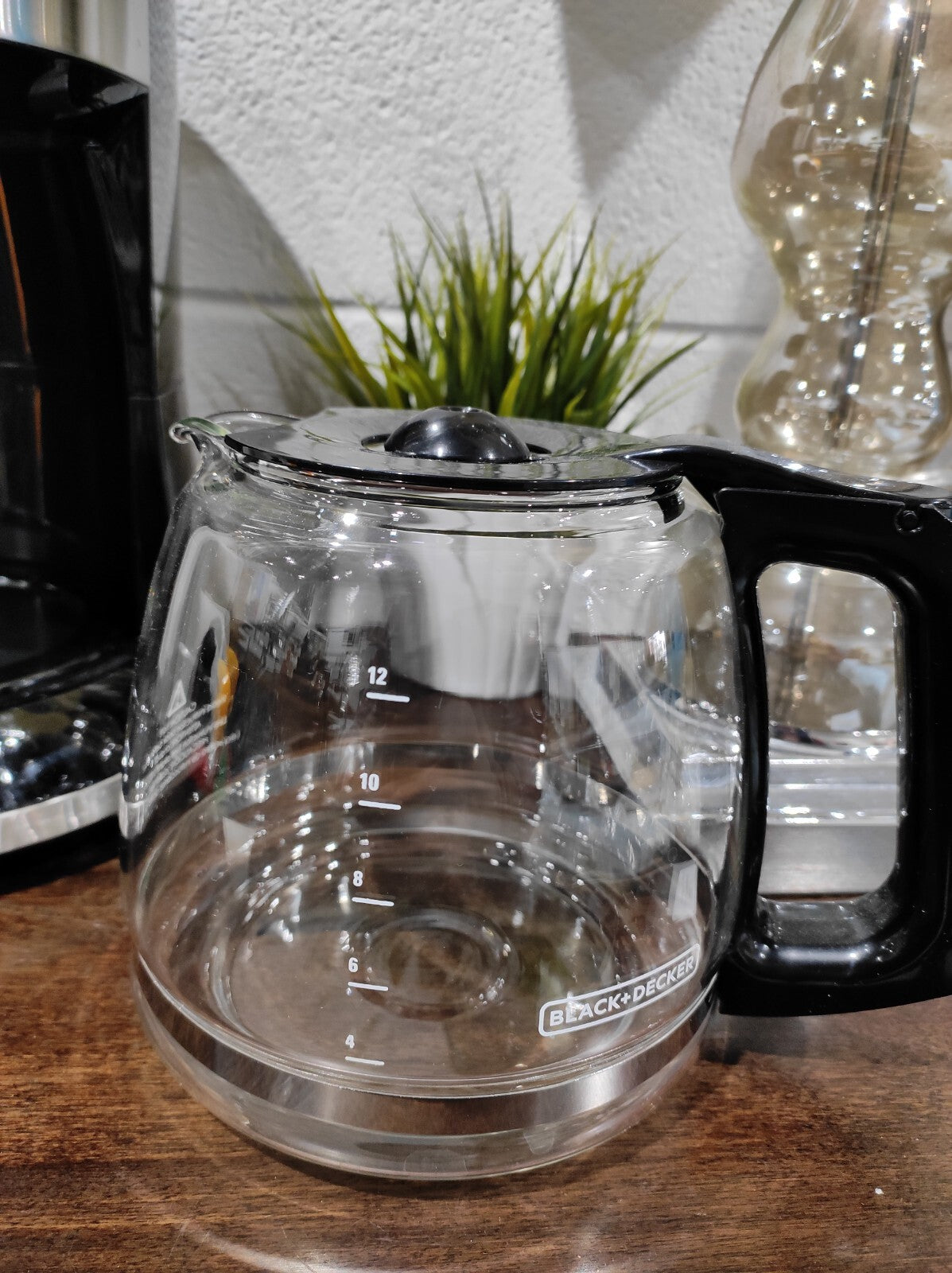 BLACK+DECKER CM4000S: 12-Cup Programmable Coffeemaker - Black/Stainless Steel