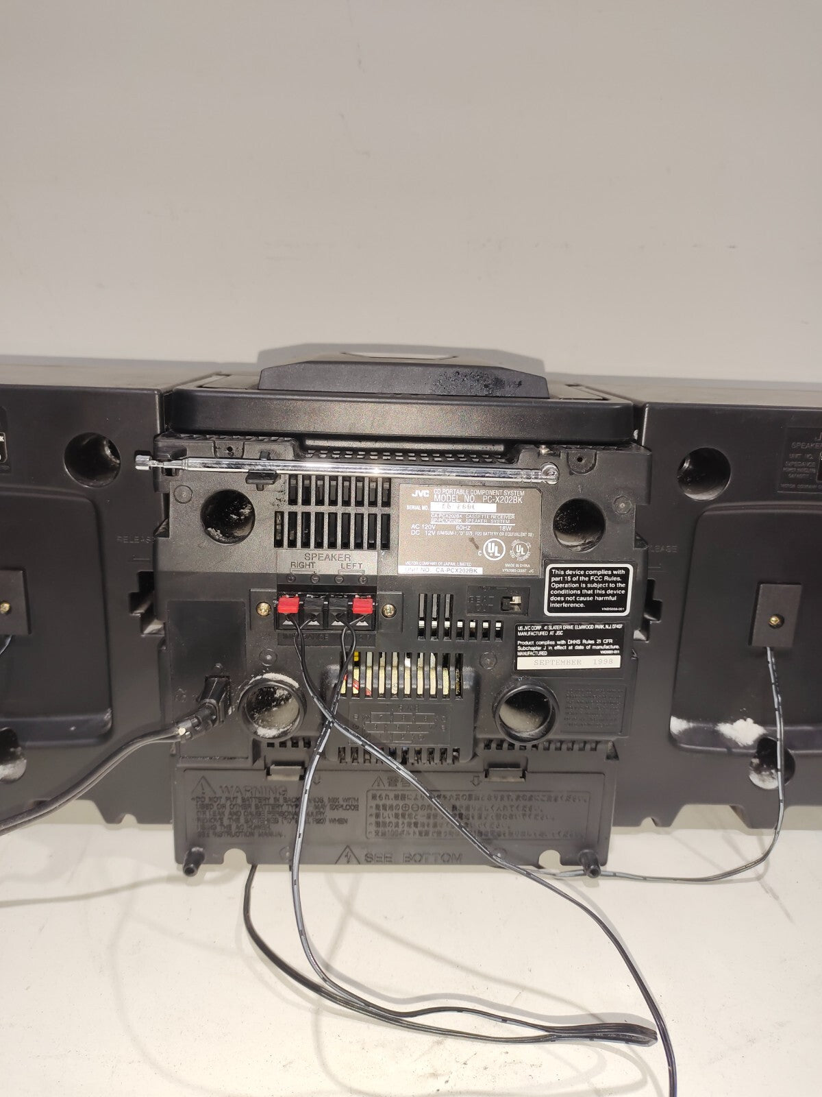 Vintage JVC PC-X202 AM/FM/CD/Cassette Portable Stereo Boombox 1998