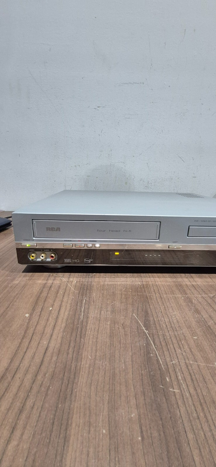 RCA DVD/VCR VHS Player DRC6000N