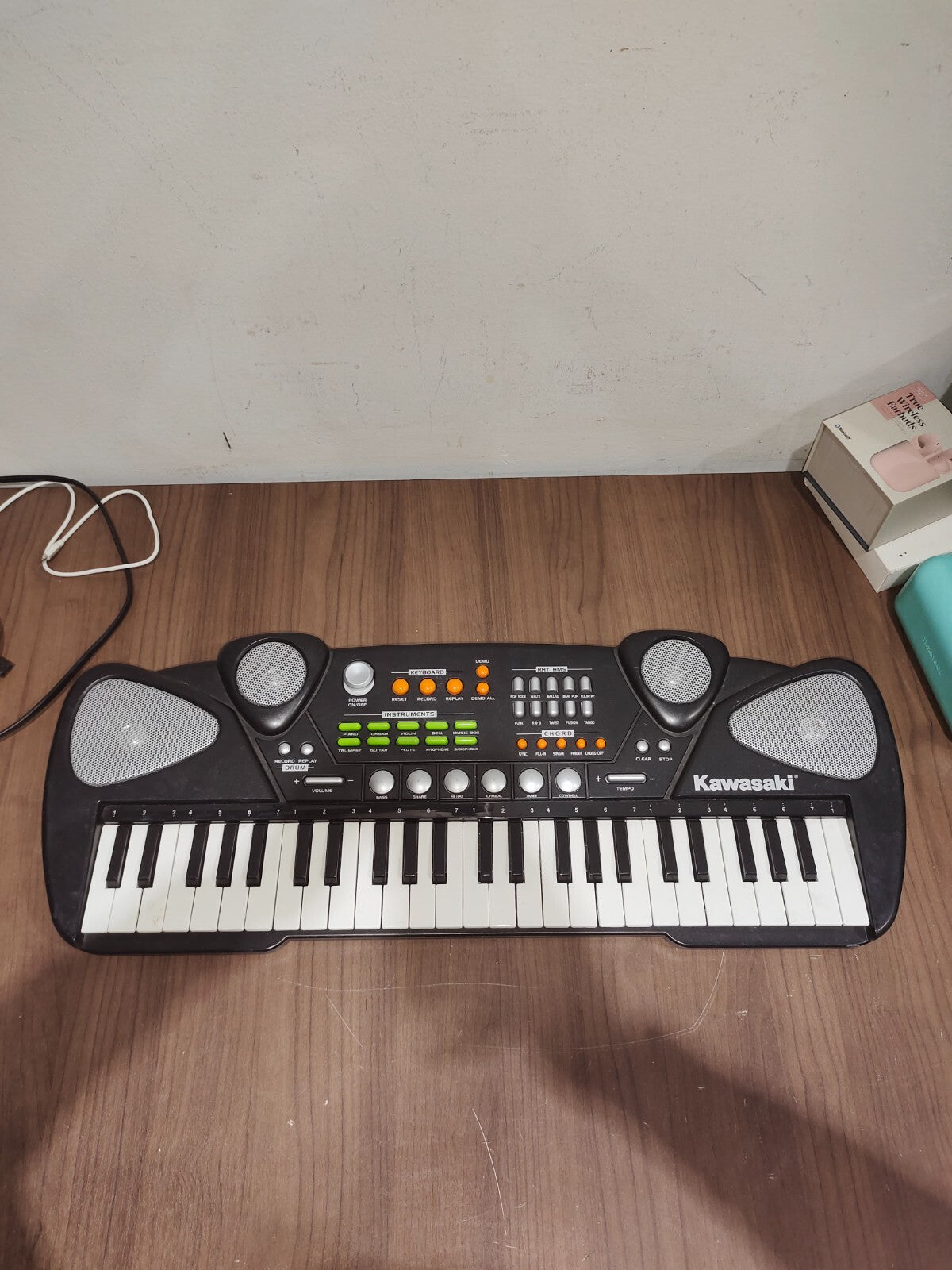 Kawasaki Silver 49 Key Keyboard Piano Battery Operated Multifunction