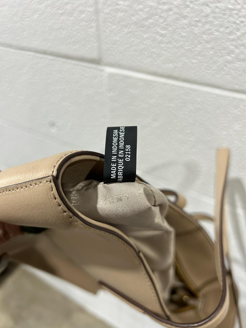 DKNY Tan Saffiano Leather Zippered Structured Tote Shoulder Bag Purse