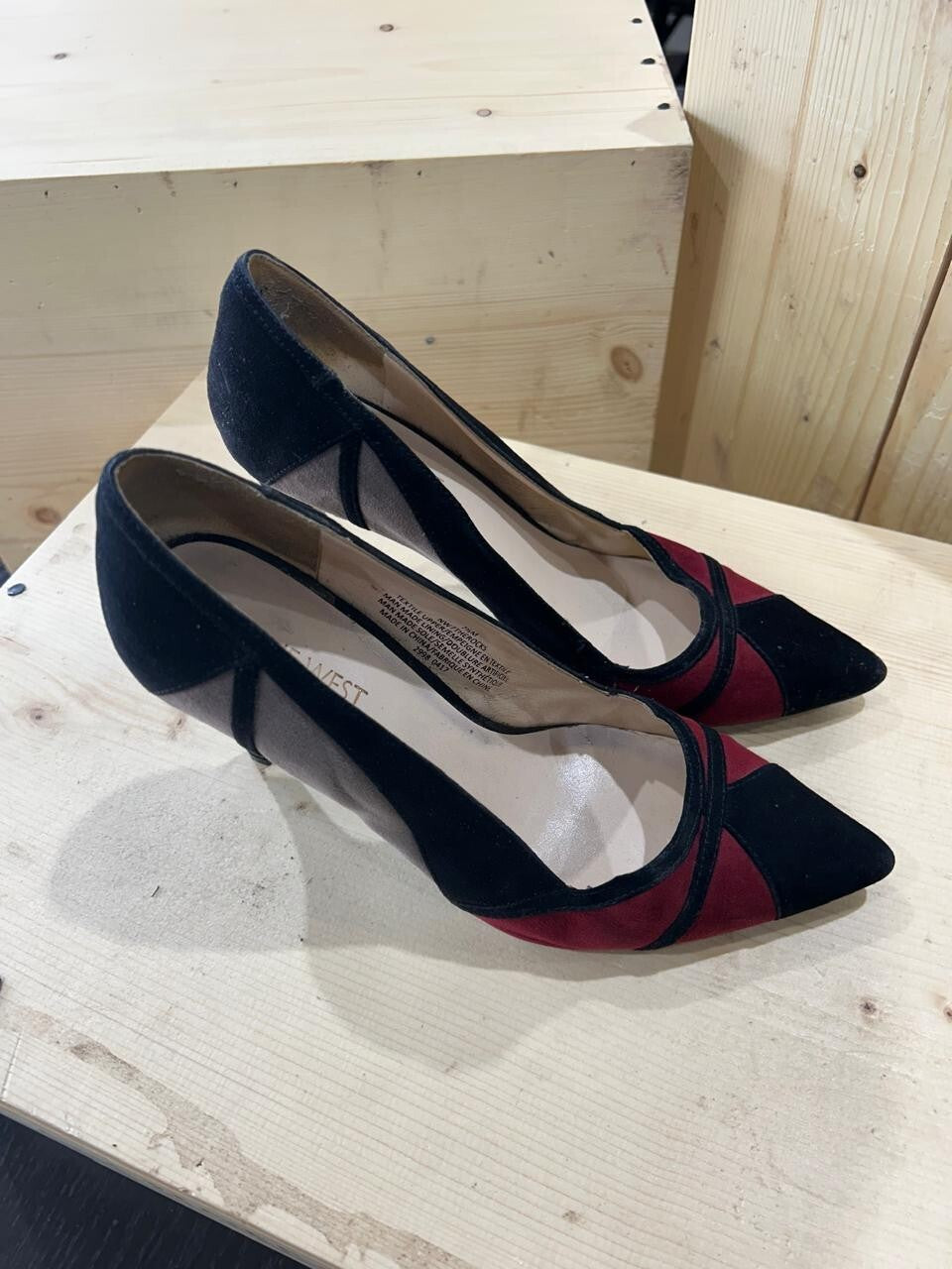 Nine West Black Red Beige Heels Women's 7.5