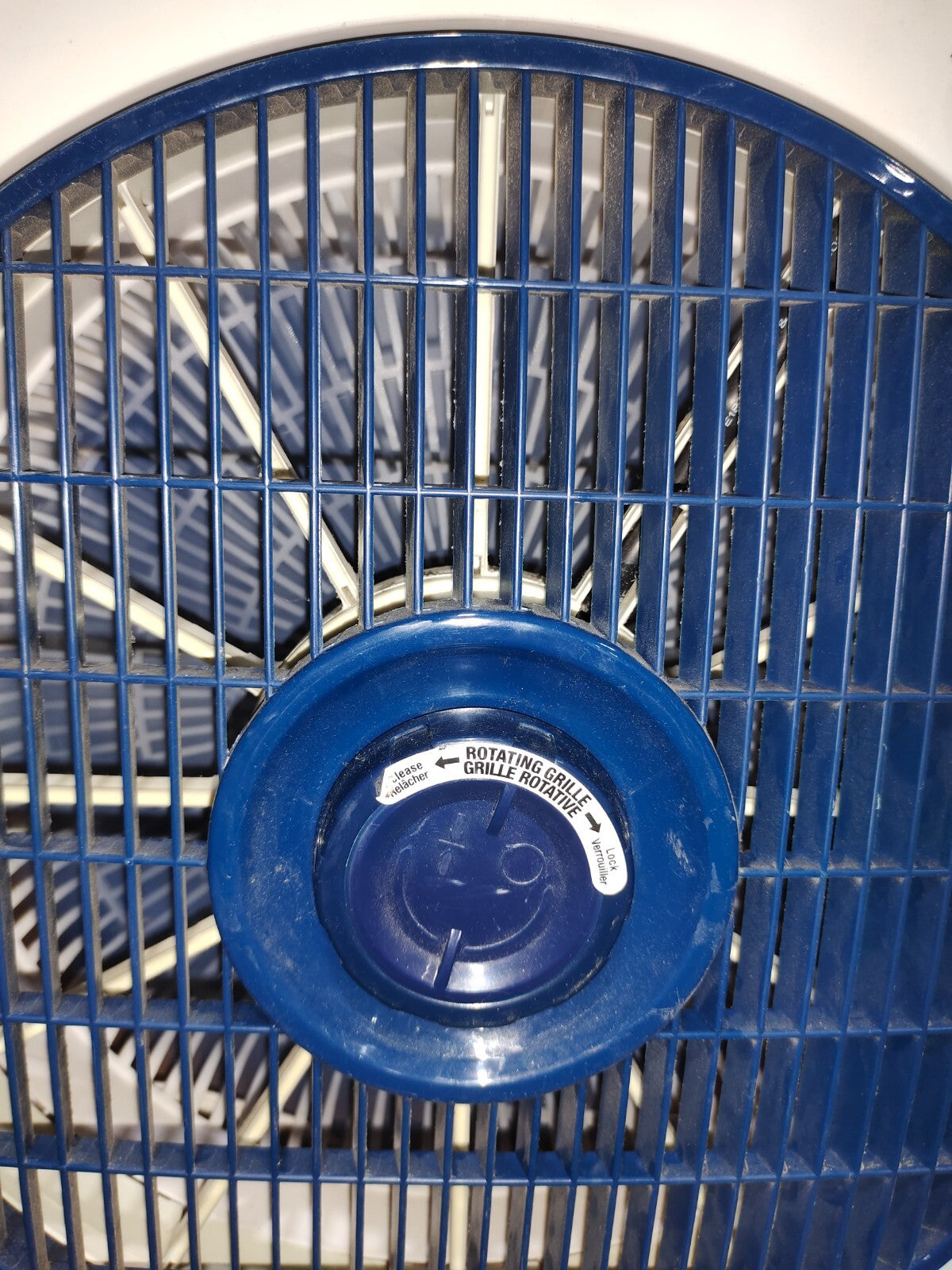 Refresh Table Desk Fan Model - 10013 - 120 Volts AC 60 Watts 60Hz