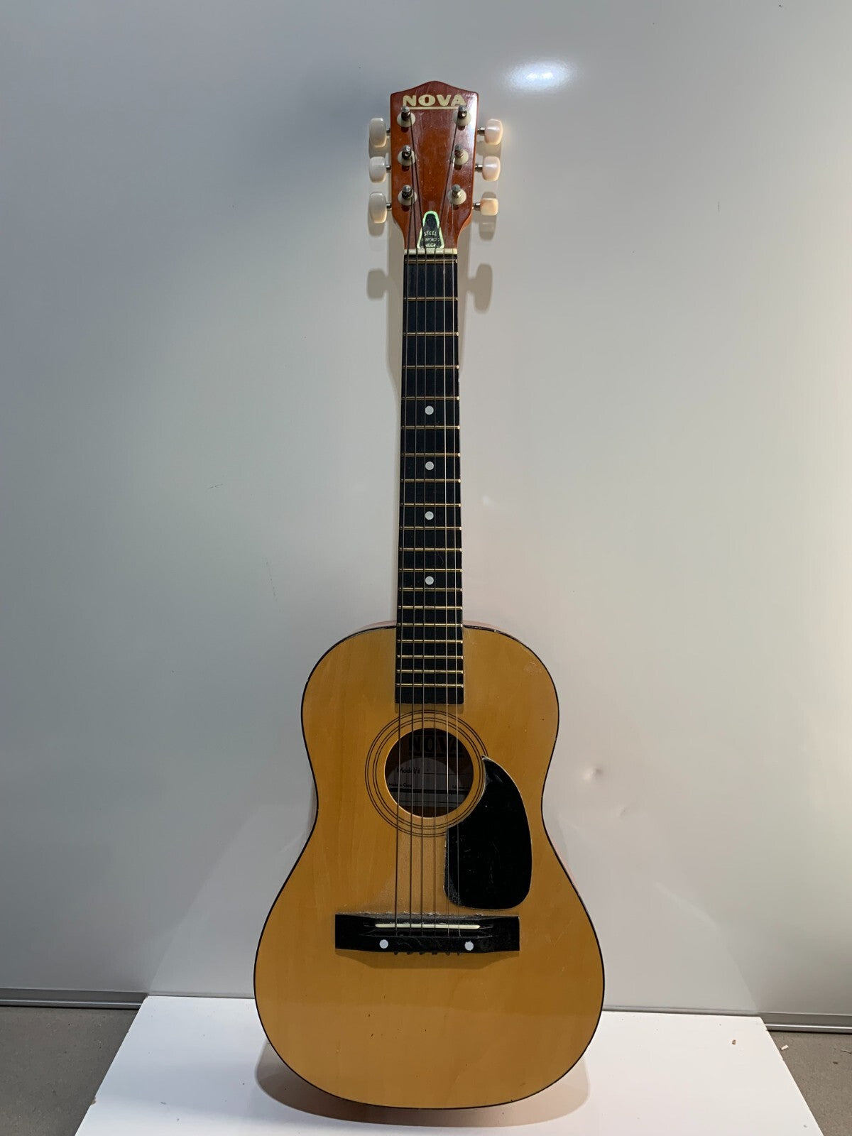 Model 3301 Nova Children's Guitar
