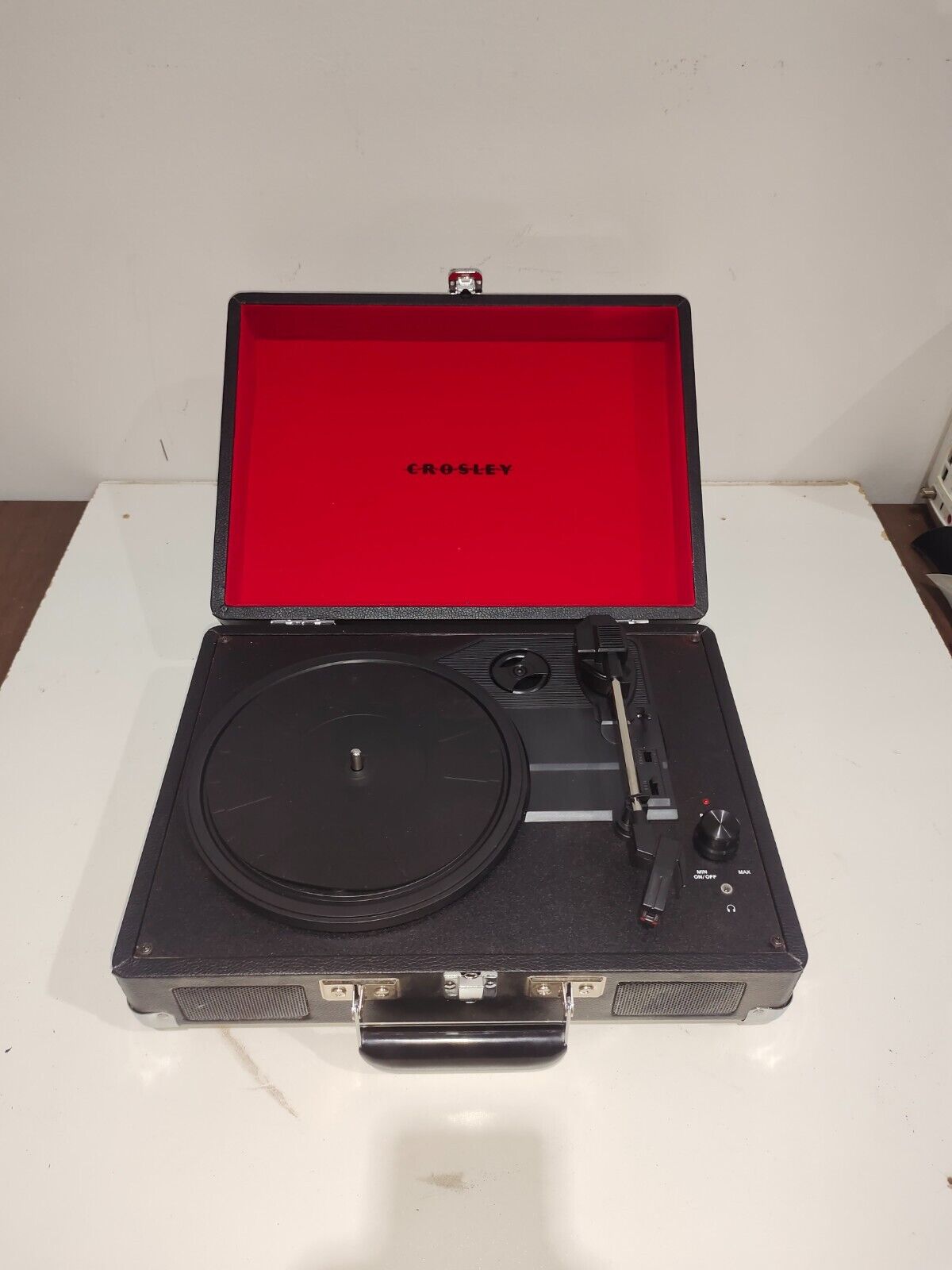 Crosley - Cruiser Portable Record Player - Black/Red - CR8005A