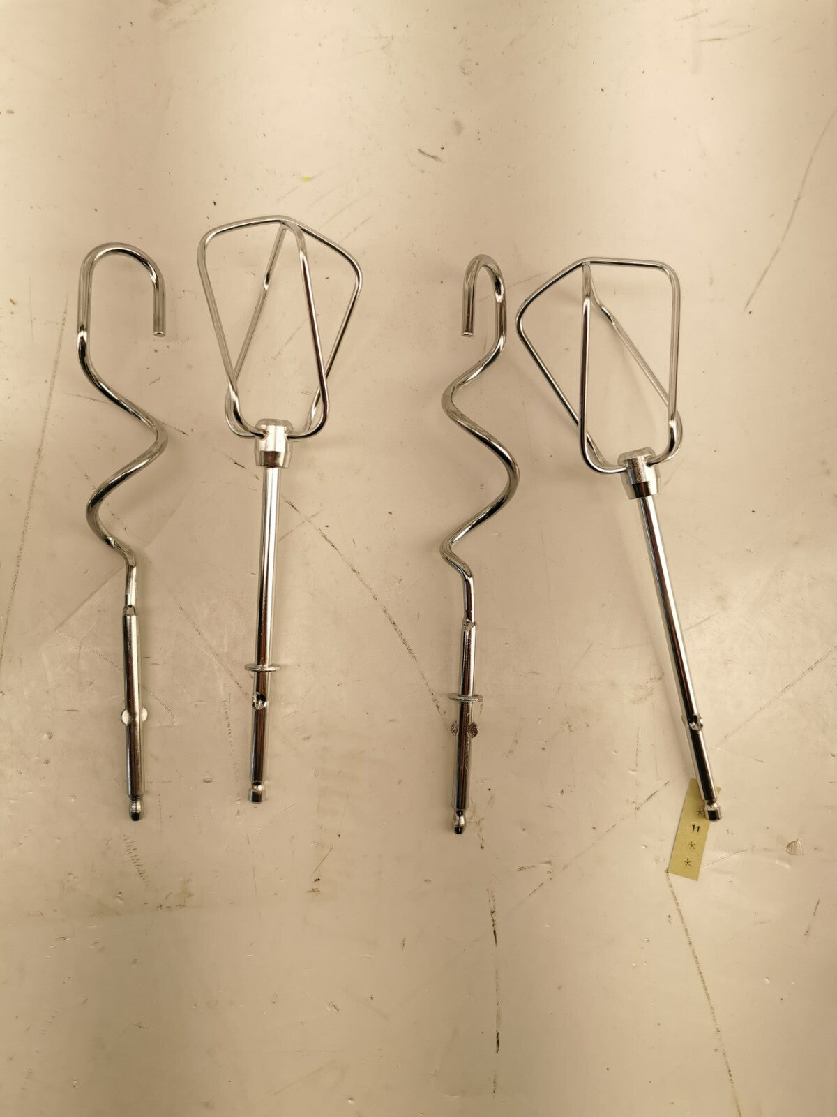 PC hand mixer Model PC25357
