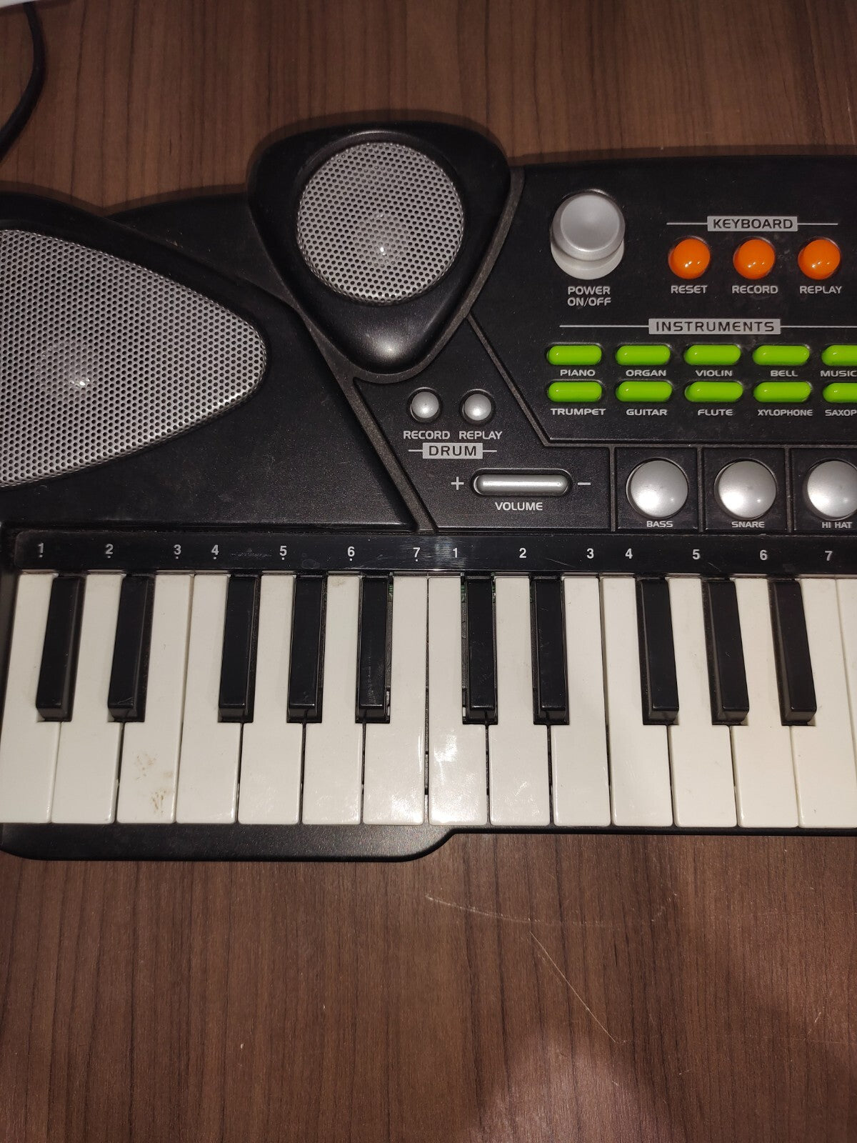 Kawasaki Silver 49 Key Keyboard Piano Battery Operated Multifunction