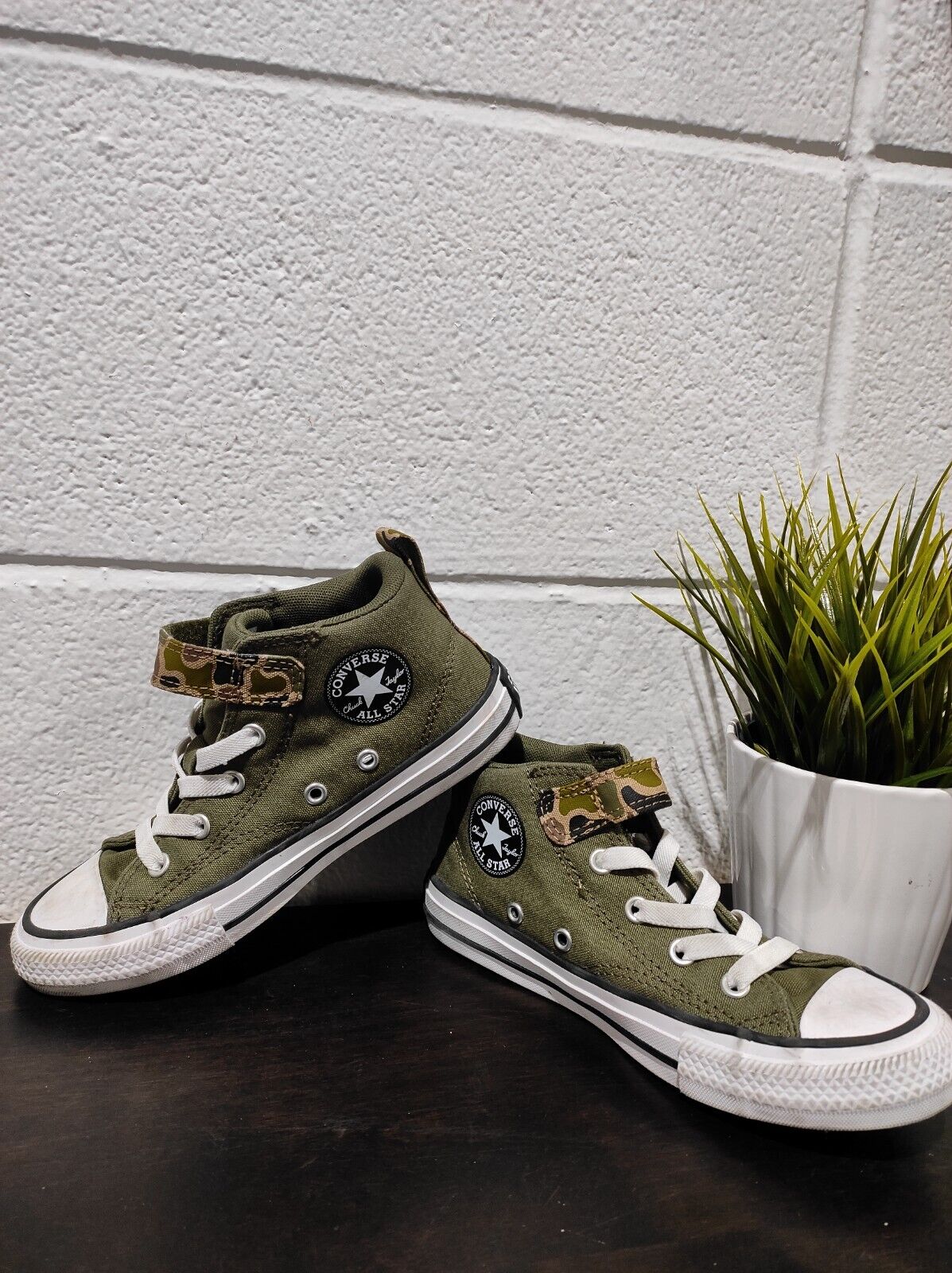 Converse All Star Chuck Taylor Kids Boys Camo Hightop Shoes Size US-1