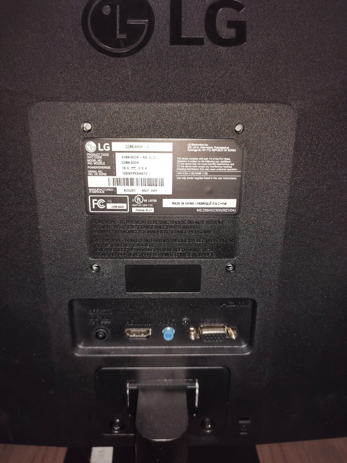 LG 22BK400H-B 22" Full HD LCD Monitor - 1