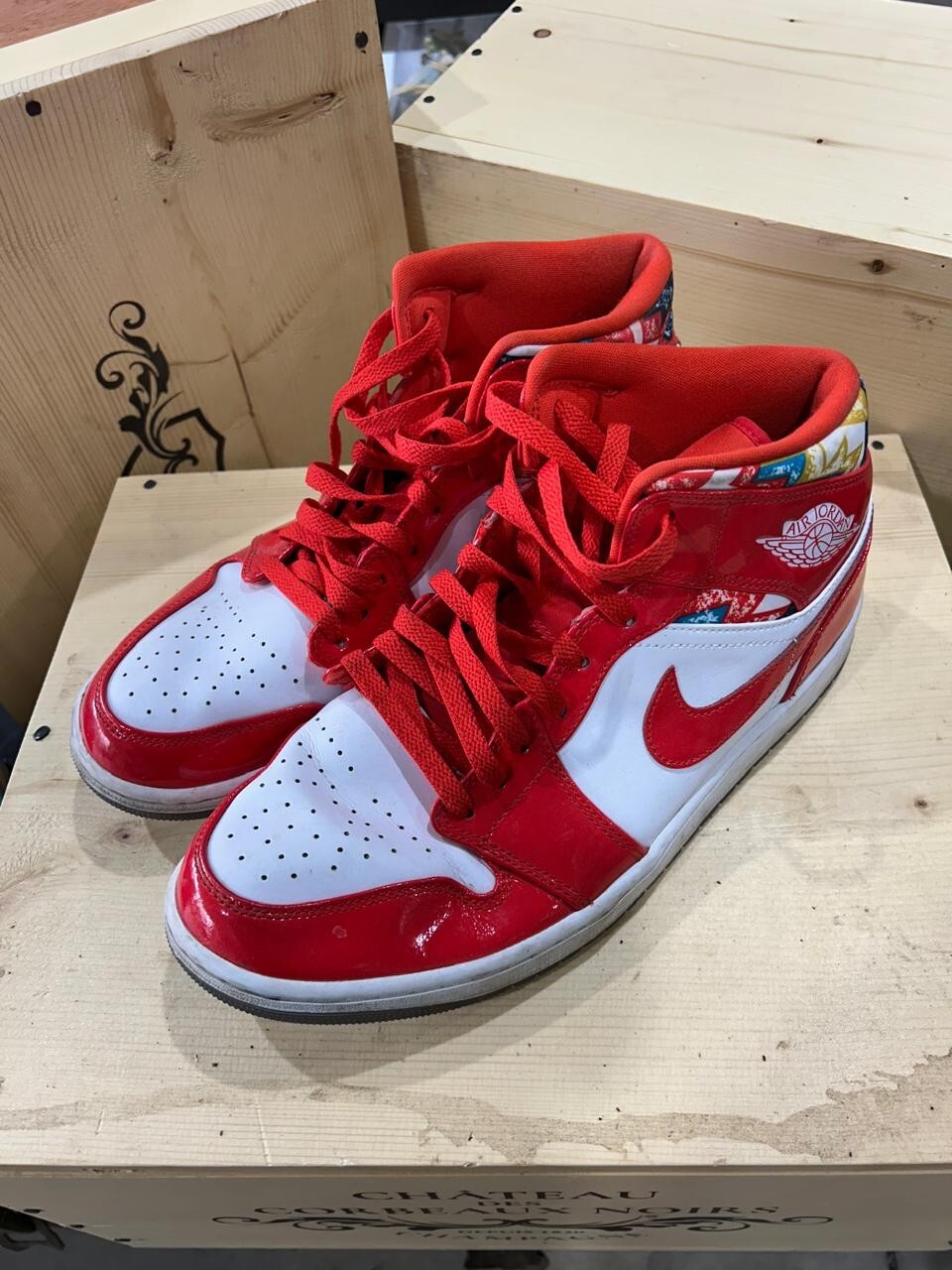 Nike Air Jordan 1 Mid SE 'Barcelona Sweater' RED Men's size 11