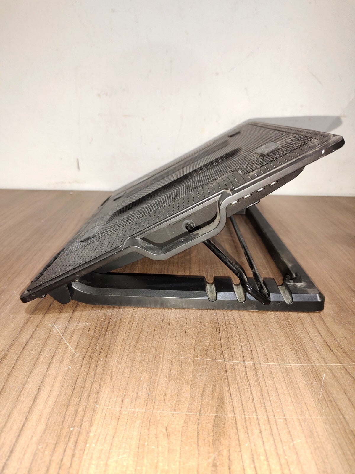 Cooler Master Notepal Ergostand Notebook /Laptop Cooling Stand up to 17β - 2