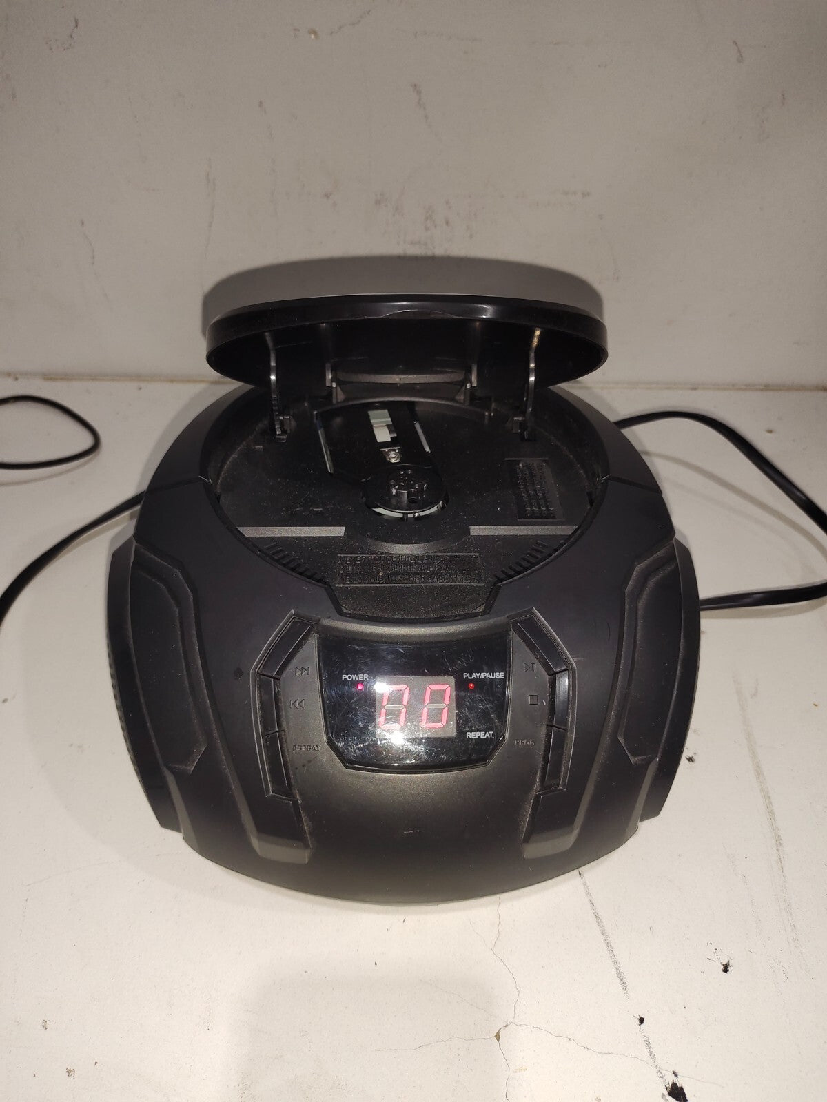 Sylvania Portable CD AM/FM Radio Player Boom Box - Black