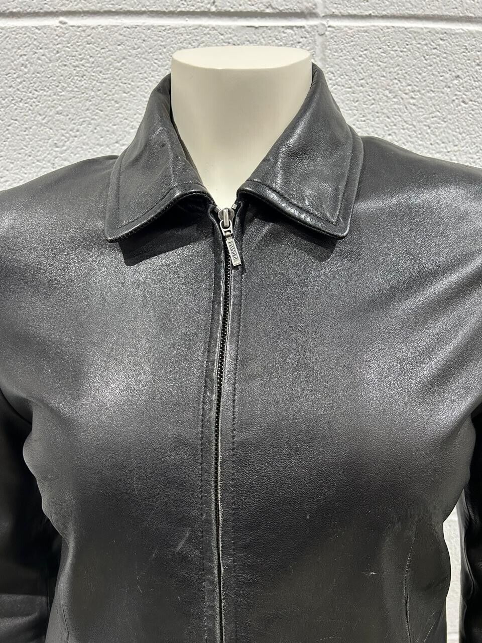 Danier Canada Women's Black Genuine Leather Jacket Size 12