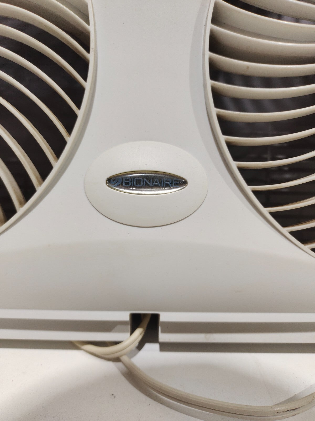 Bionaire 3 Speed Twin Reversible Airflow Window Fan - BW2300