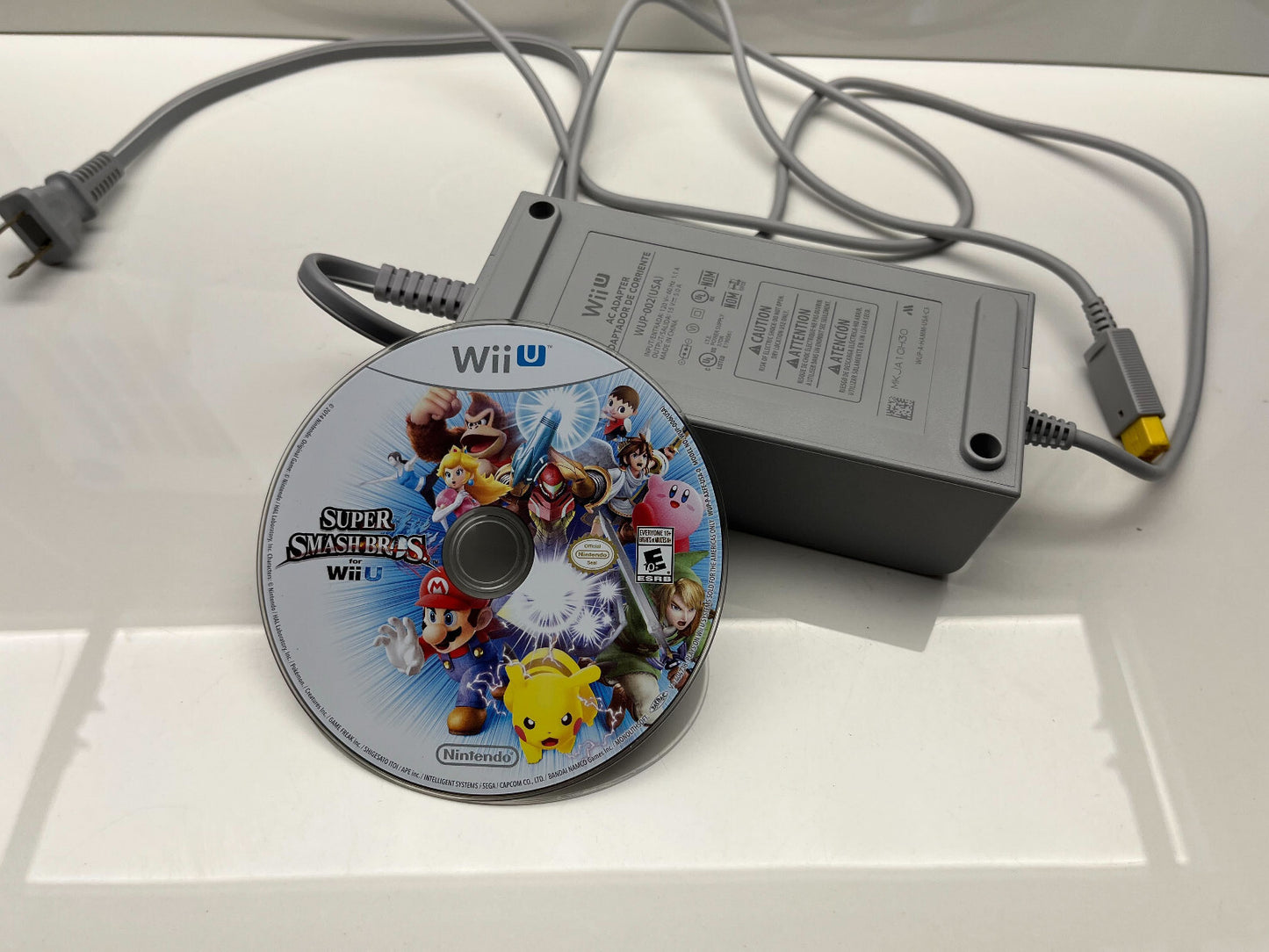 Nintendo Wii U 32GB Black WUP-101(02) Console Parental Lock + Super Smash Bros
