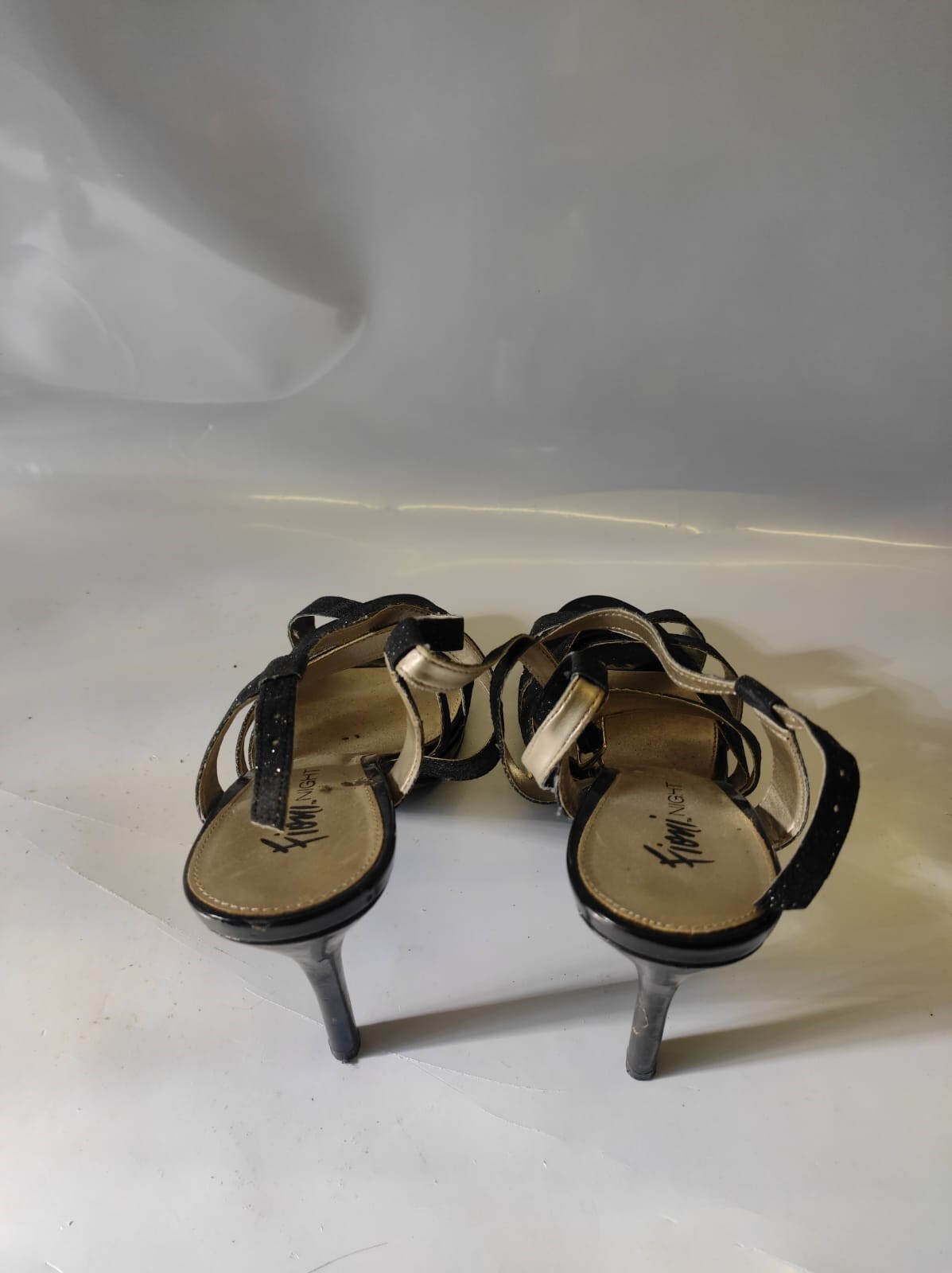 Fioni Night BLACK Heels Sandals Sparkle Glitter Straps US Women US-9