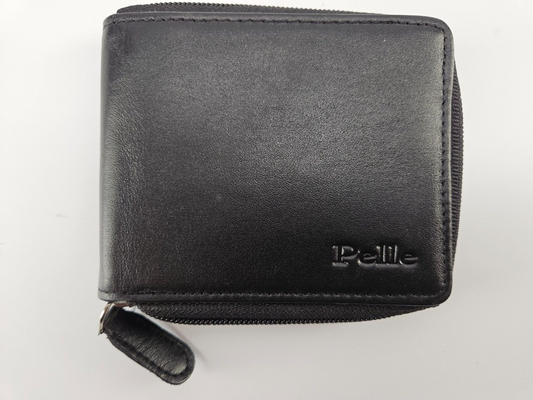 PELLE Black Soft Leather Wallet with Zipper - Stylish and Functional Accessory
