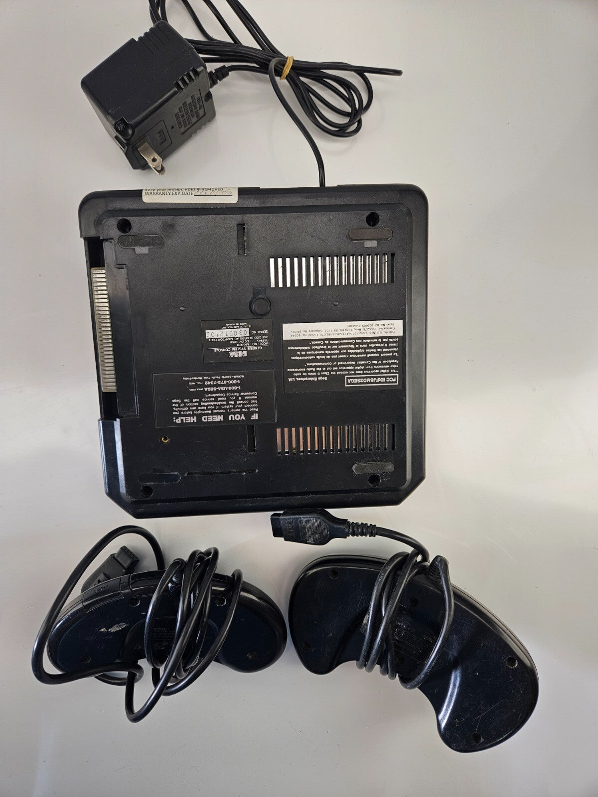 Sega Genesis MK-1631 - PARTS OR REPAIR ONLY