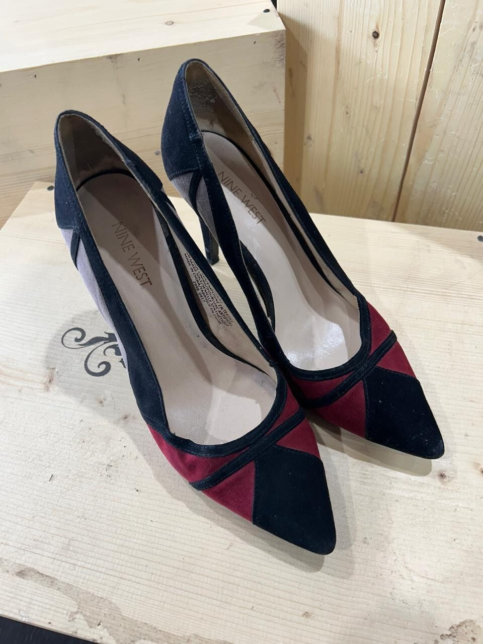 Nine West Black Red Beige Heels Women's 7.5