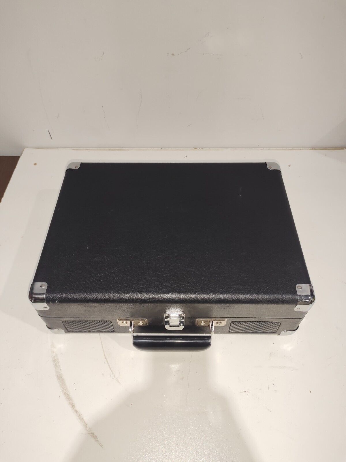 Crosley - Cruiser Portable Record Player - Black/Red - CR8005A