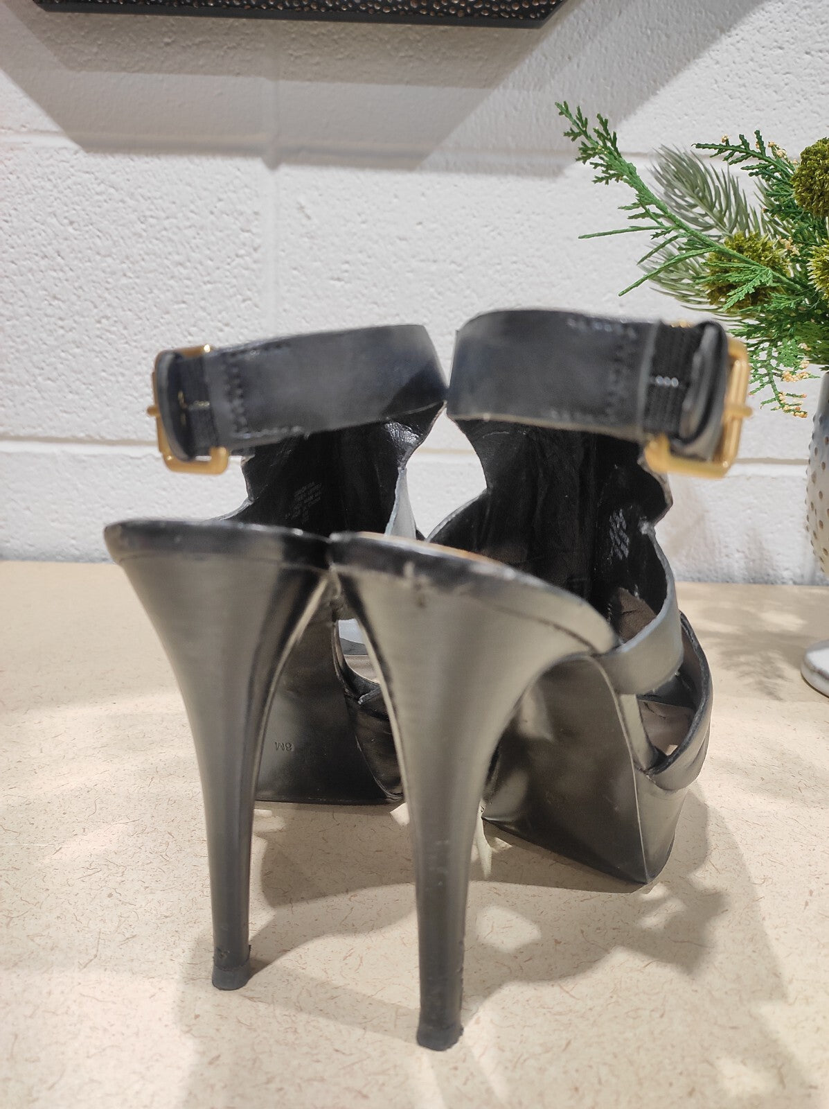 Guess Stilleto Heels women's sandals Size 6M Black leather