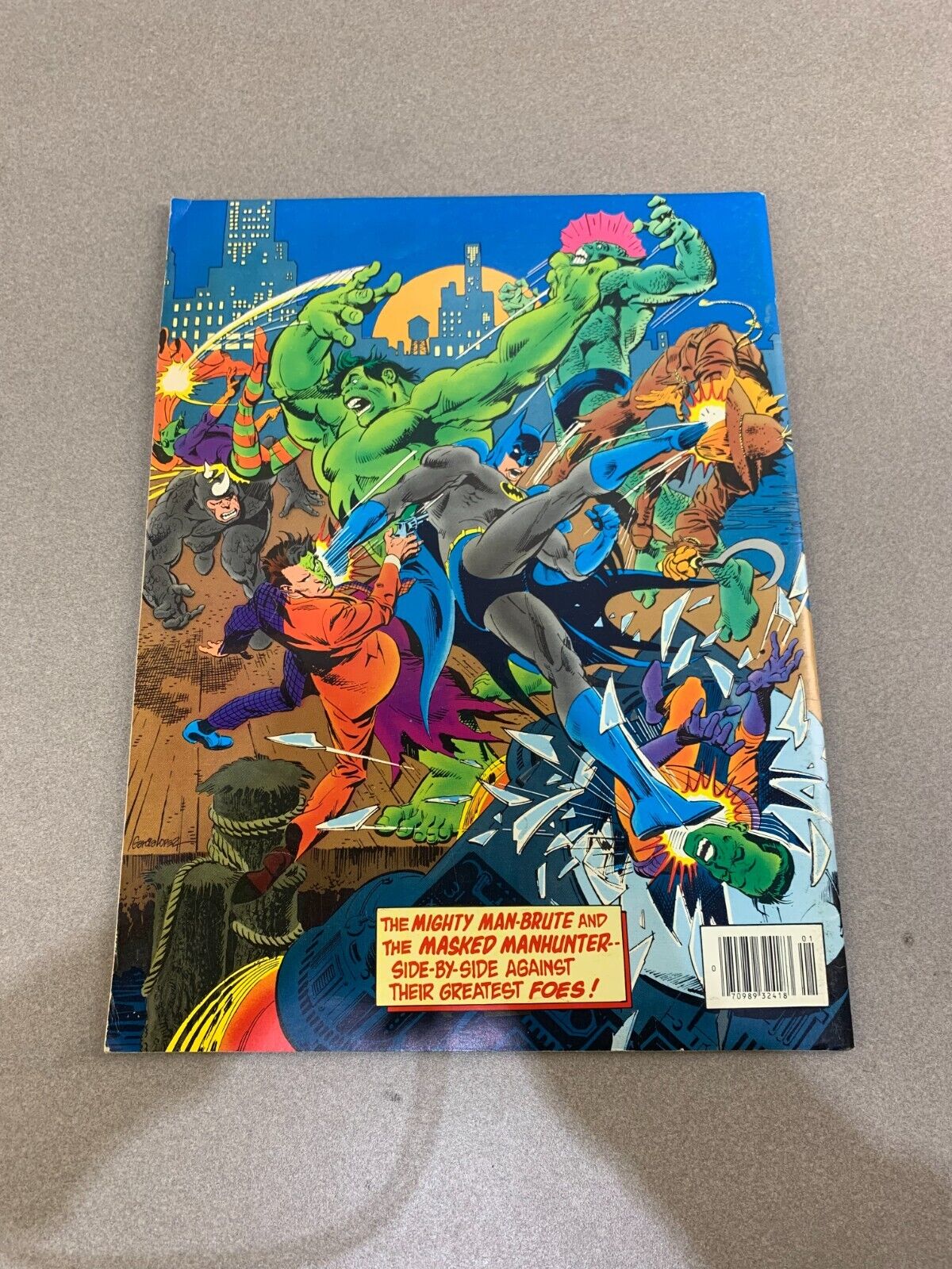 BATMAN vs. The Incredible HULK Treasury Edition 1981 DC and Marvel COMICS