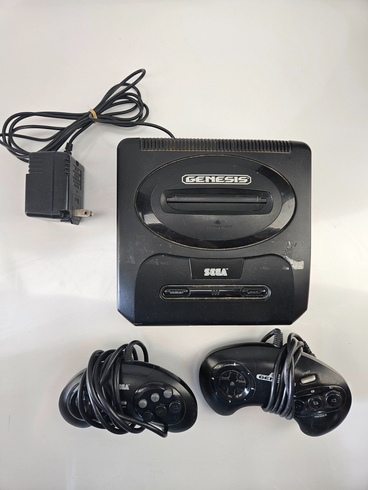 Sega Genesis MK-1631 - PARTS OR REPAIR ONLY