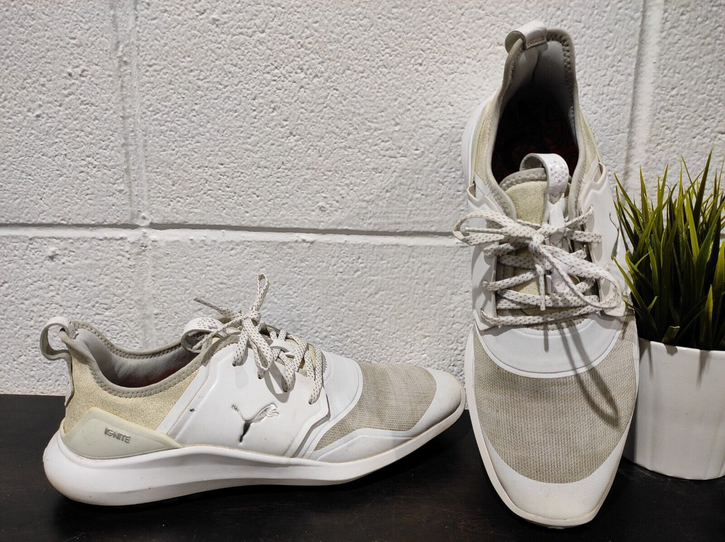 Puma Ignite NXT Golf Shoes Sneakers 05 Size 9 White Silver Spikeless