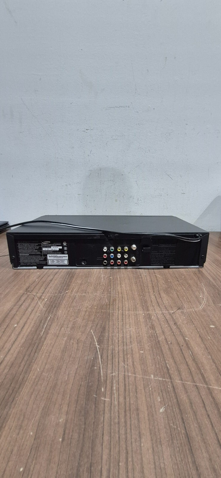 Samsung DVD-V6700 DVD/VCR Combo Player