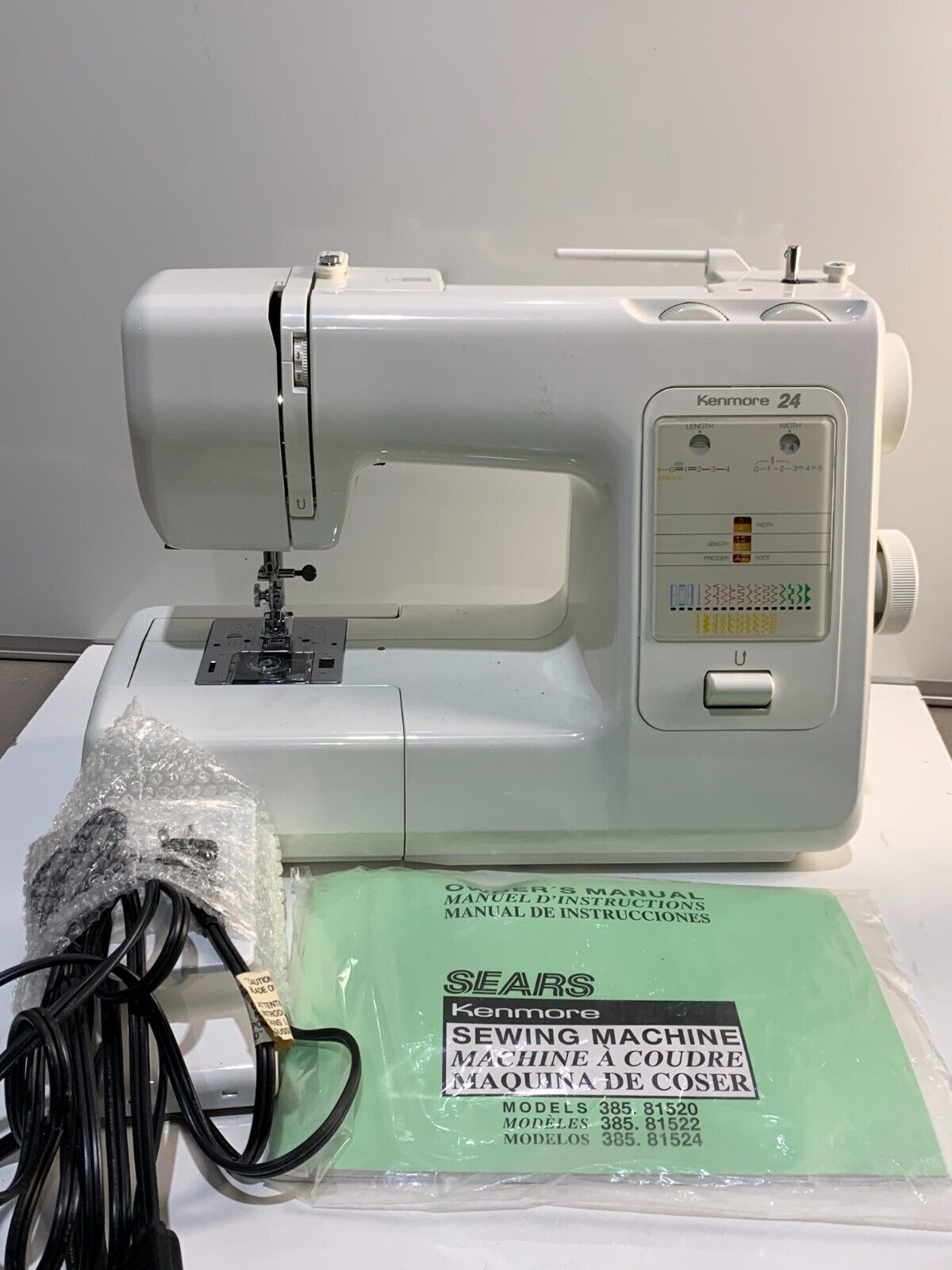 Vintage Kenmore Sewing Machine 24 Model 385 81524 Tested.