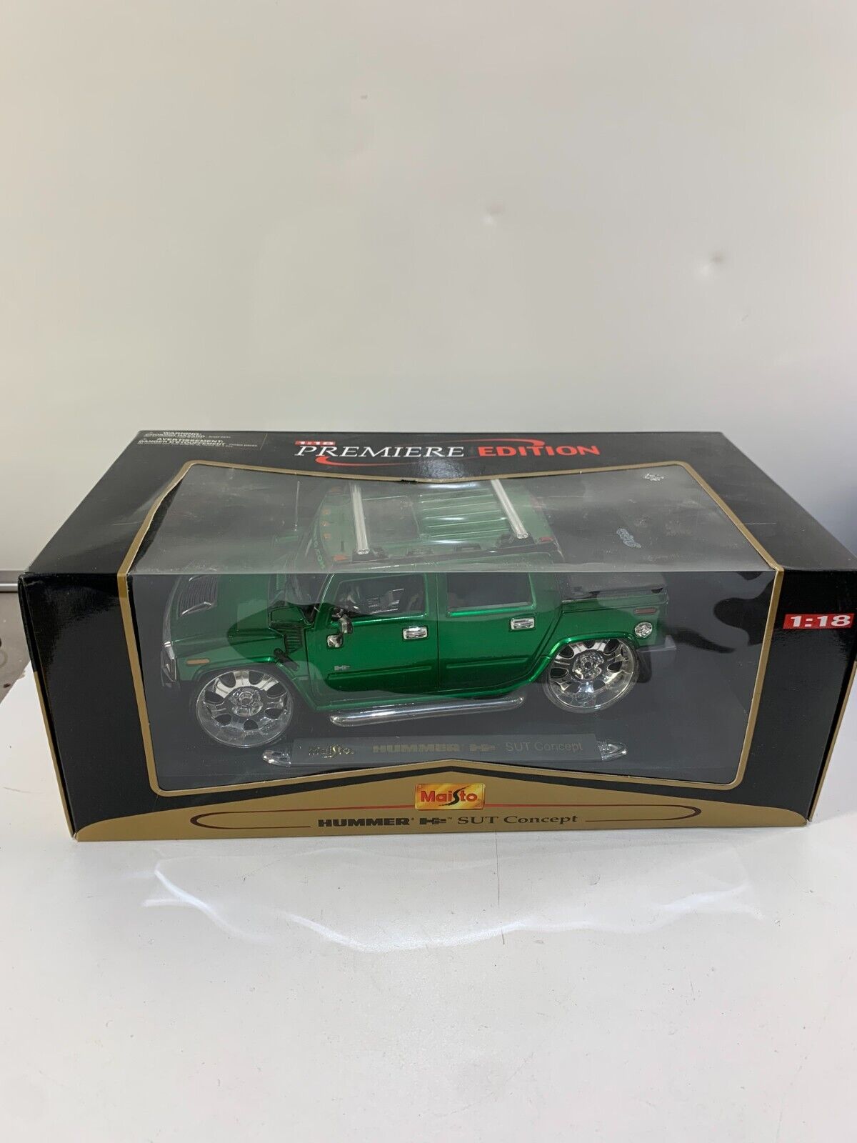 1/18 HUMMER H2 SUT BY MAISTO "PLAYERZ", GREEN # 31067