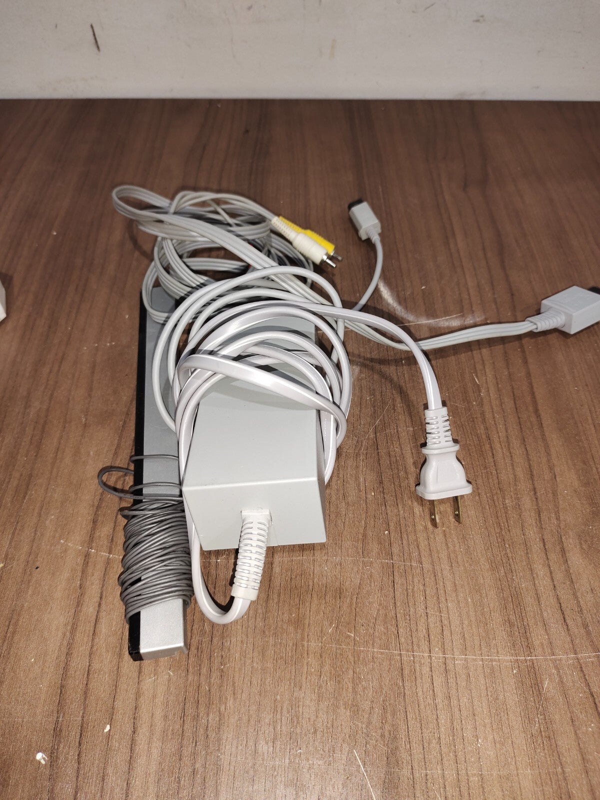 Nintendo Wii Console Wii White RVL-001 With Power Cables and Attachments - 1