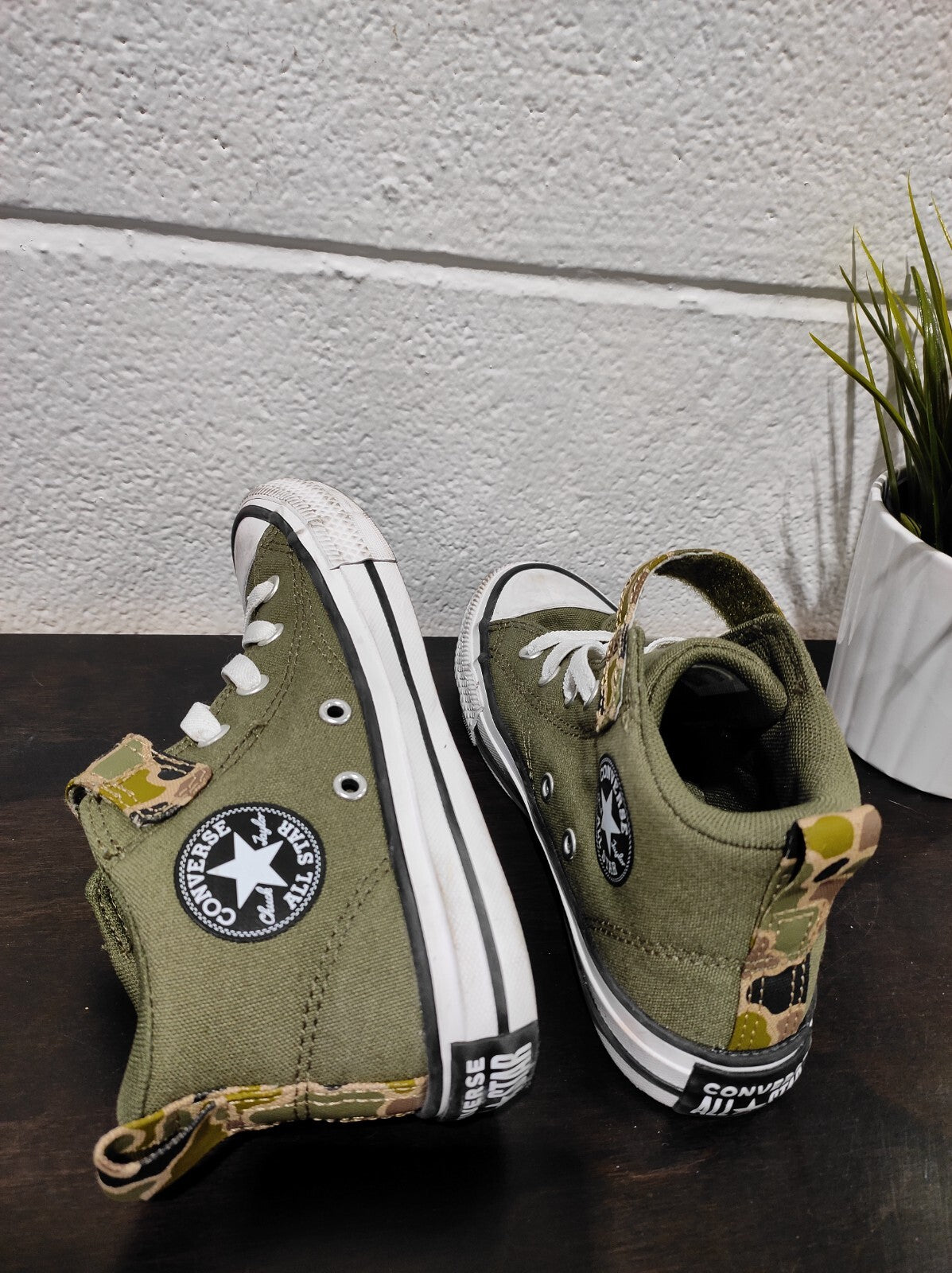 Converse All Star Chuck Taylor Kids Boys Camo Hightop Shoes Size US-1