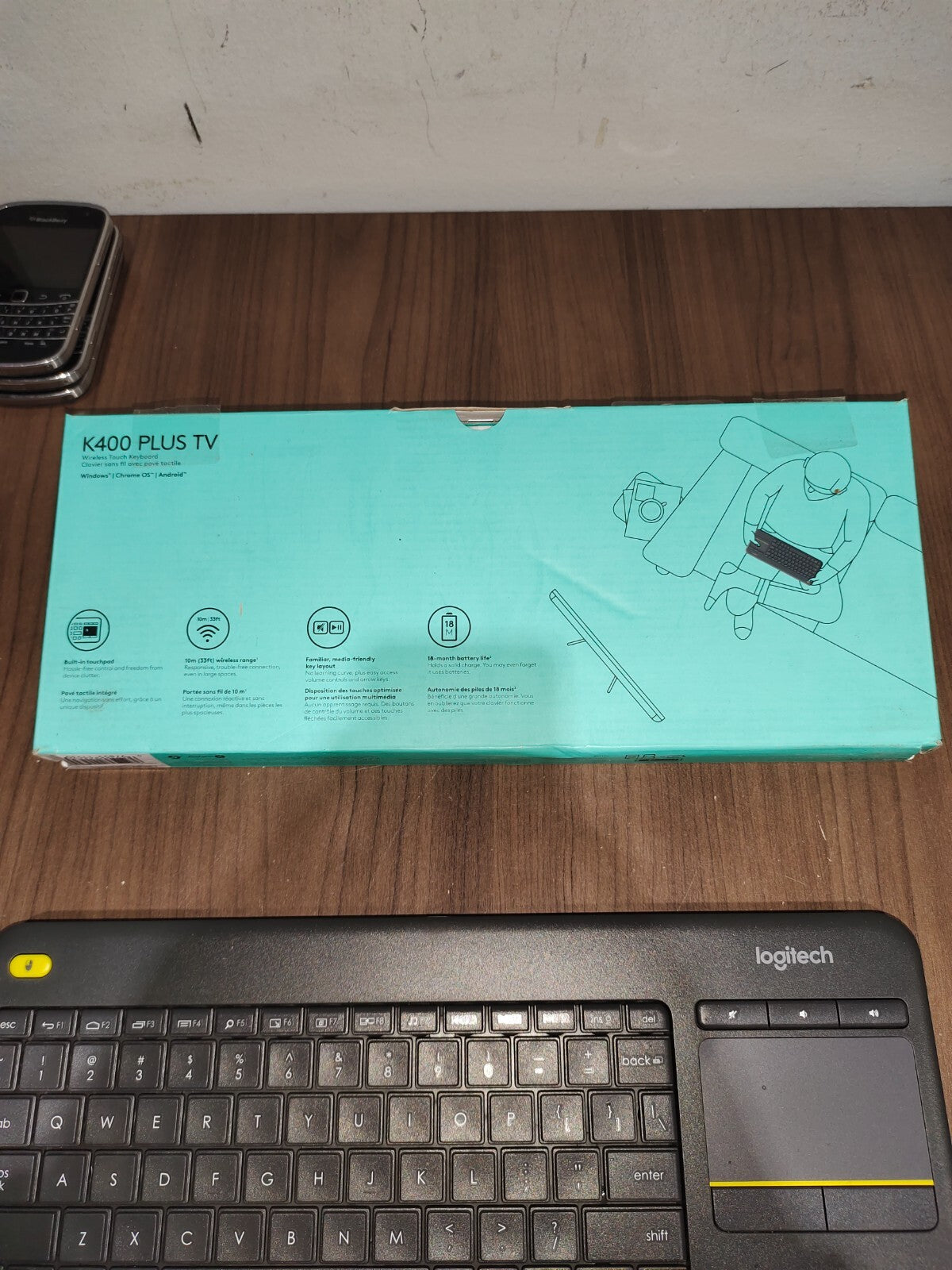 Logitech - K400 Plus TKL Wireless Membrane Keyboard for PC/TV/Laptop/Tablet
