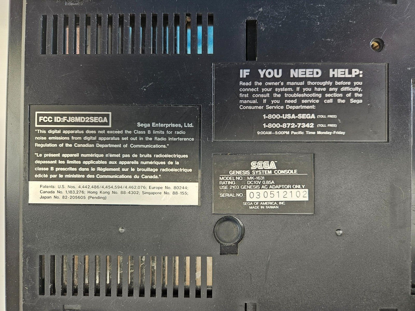 Sega Genesis MK-1631 - PARTS OR REPAIR ONLY