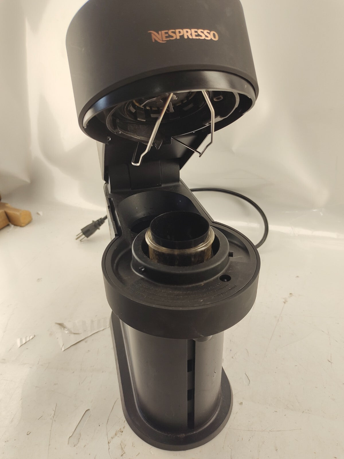 Nespresso GDV1 Jade Vertuo Next Solo-Limited Edition - Black/Jade - Tray Missing