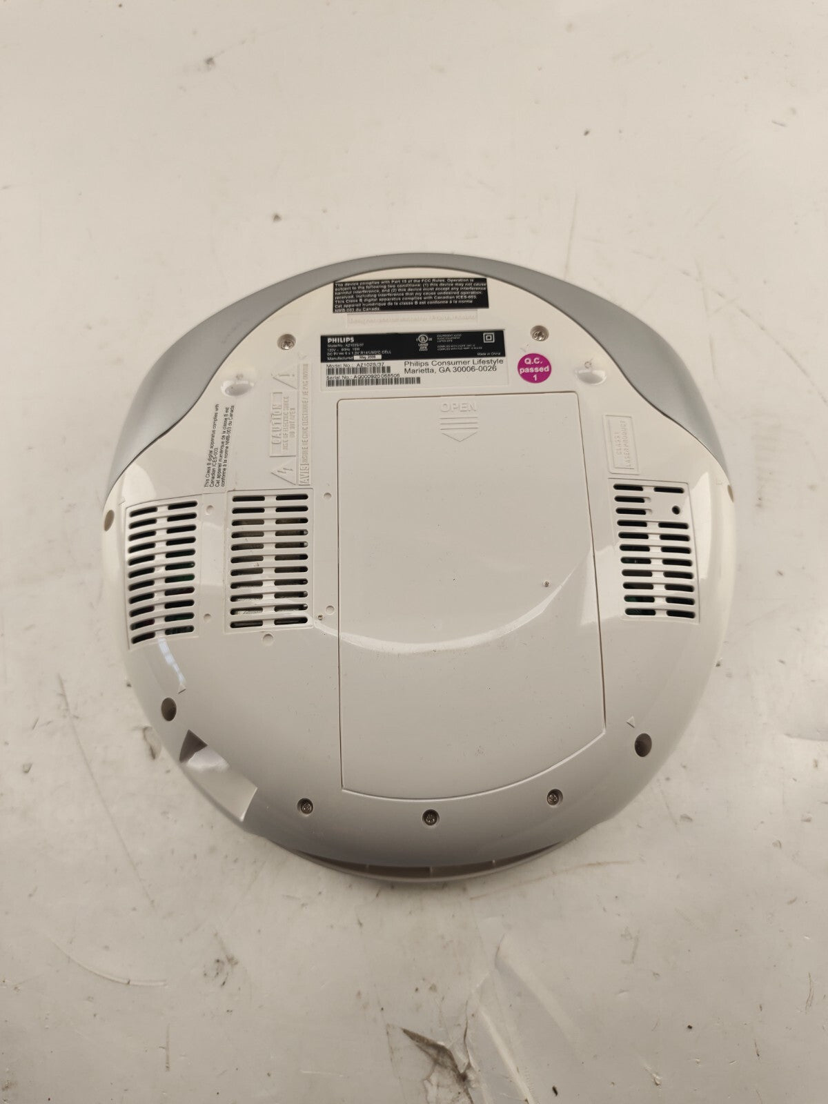 Philips AZ102S Radio/ CD Player - White - Working Tested