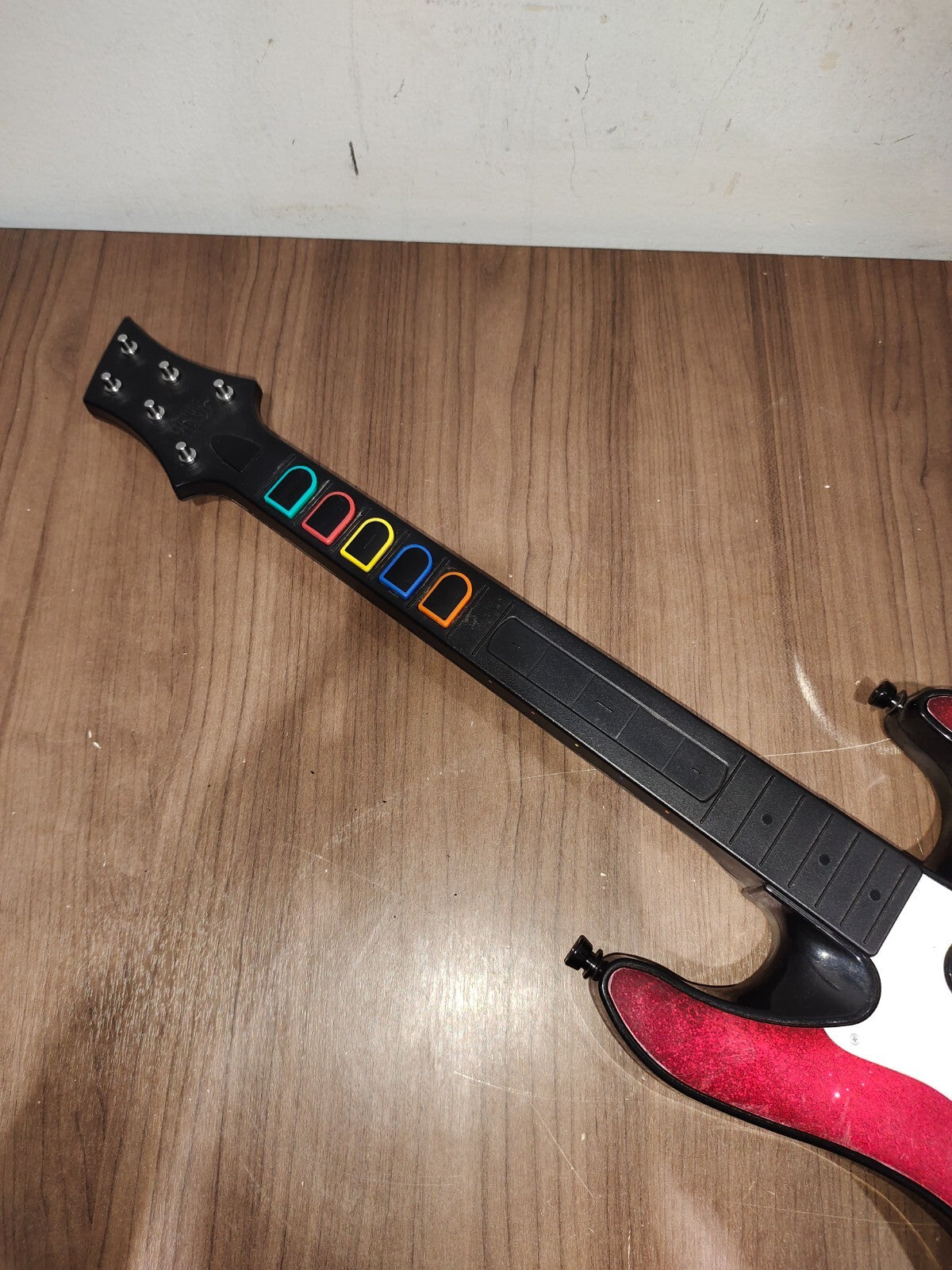Xbox 360 Wireless Guitar Controller Band Hero 5 Red Octane 95905.805