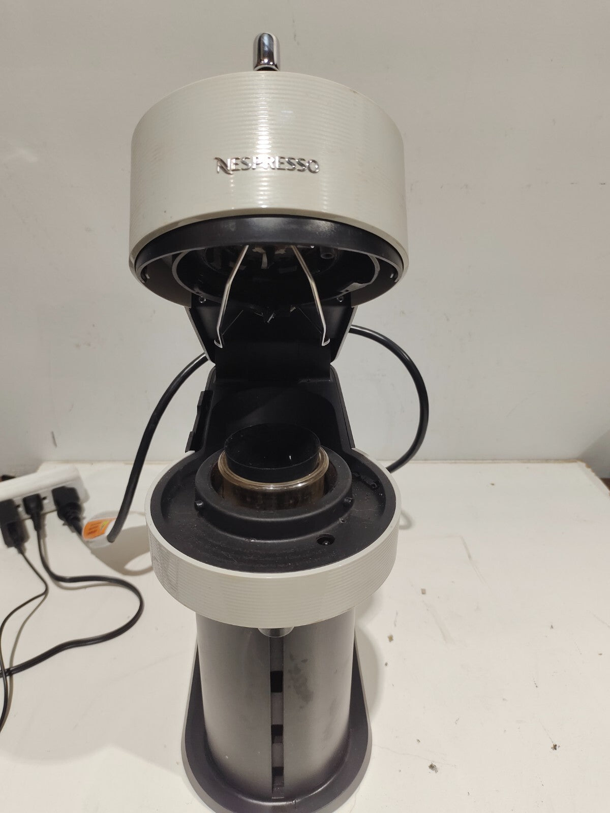 Nespresso Vertuo Next GCV1GCV1 - Coffee Maker